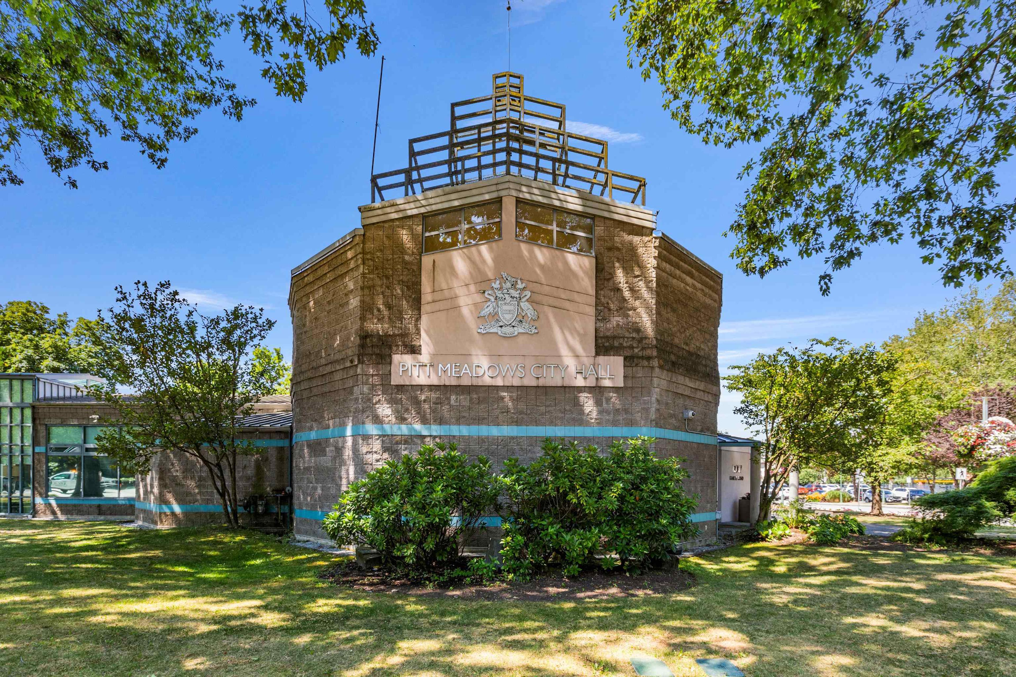 19252 119th Avenue, Pitt Meadows - Exteriors - Photo 3