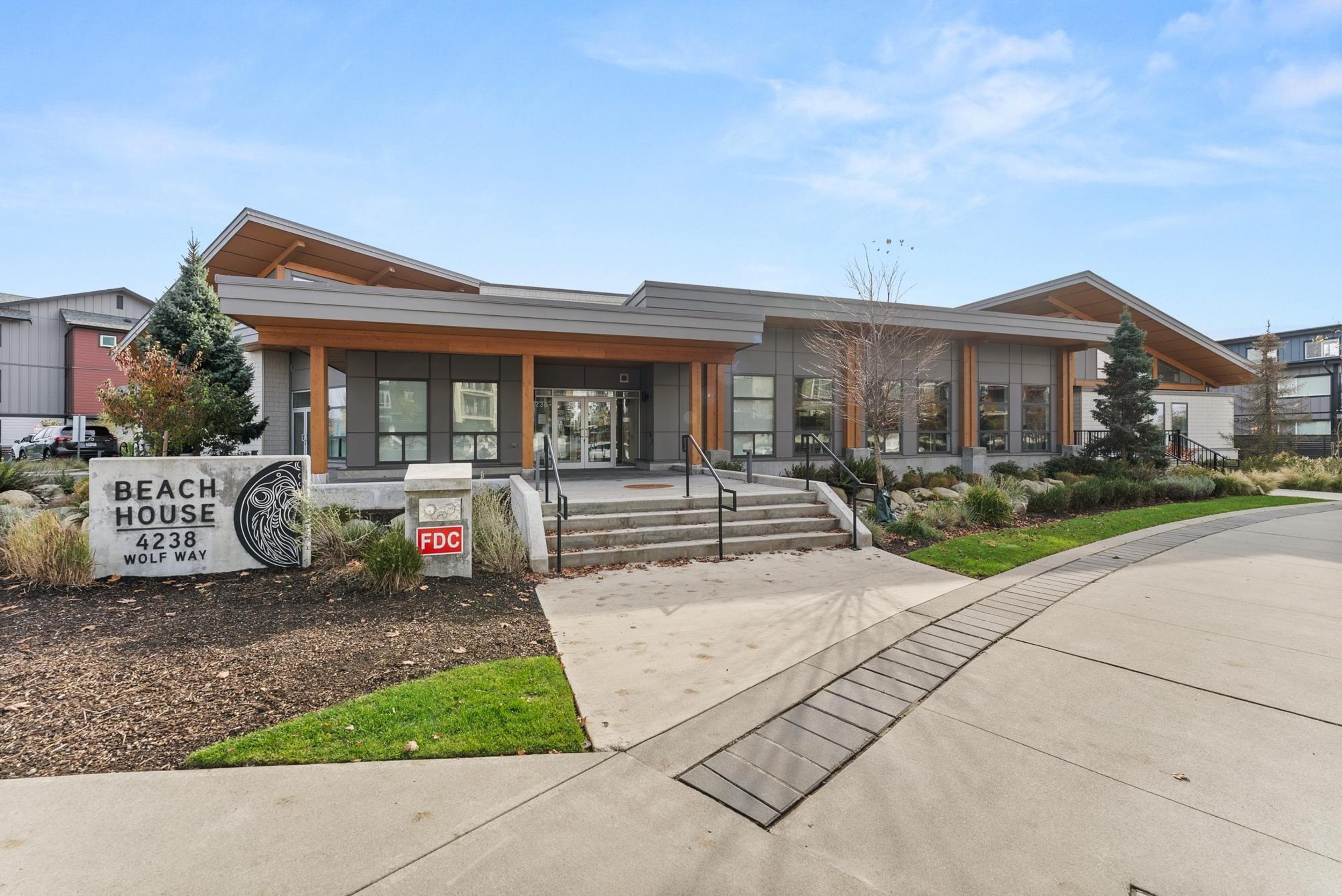 4292 Wolf Way, Tsawwassen - Exteriors - Photo 6