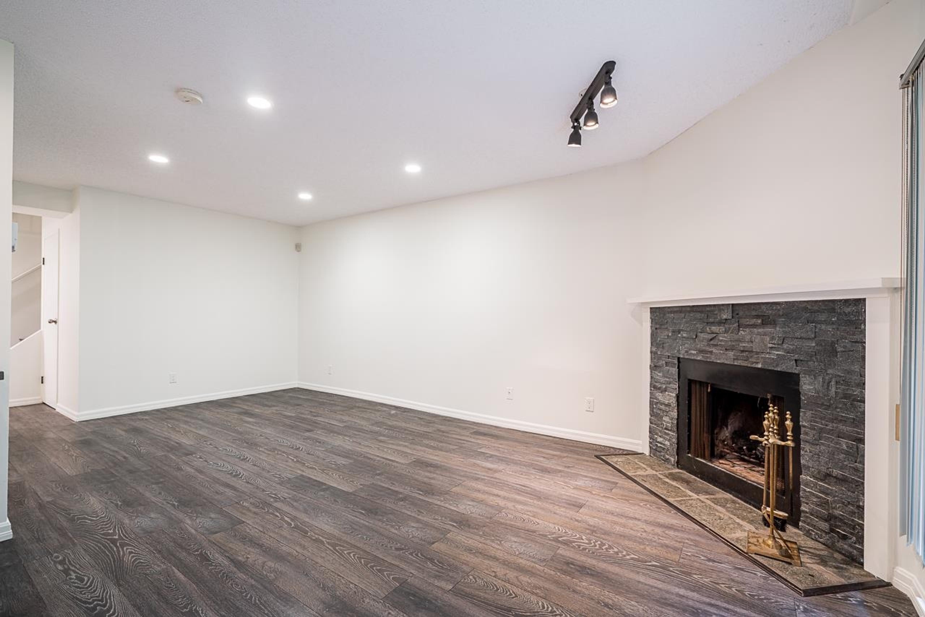 #13 9151 FOREST GROVE DRIVE - Image 3