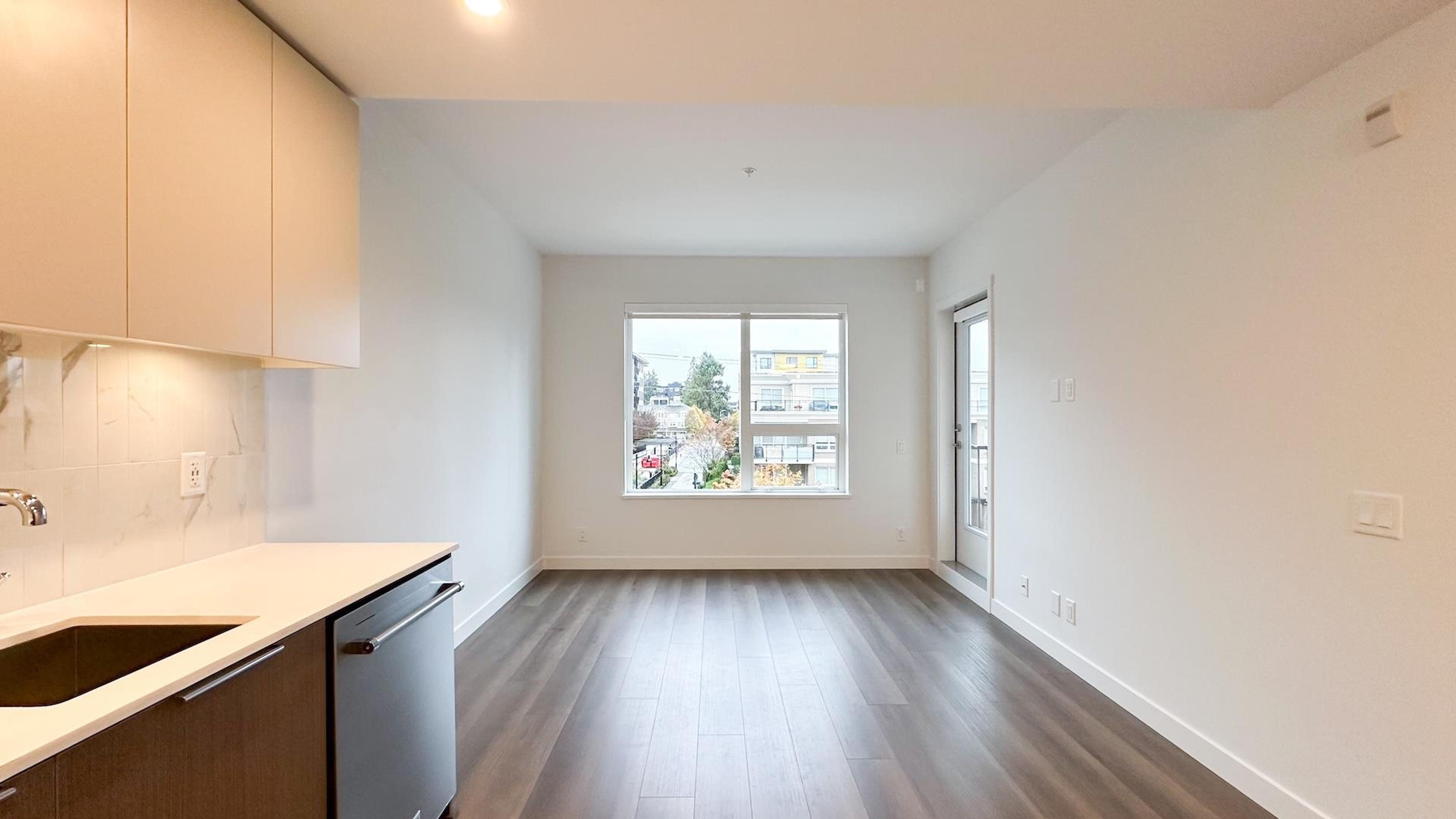 #309 645 COMO LAKE AVENUE - Image 3