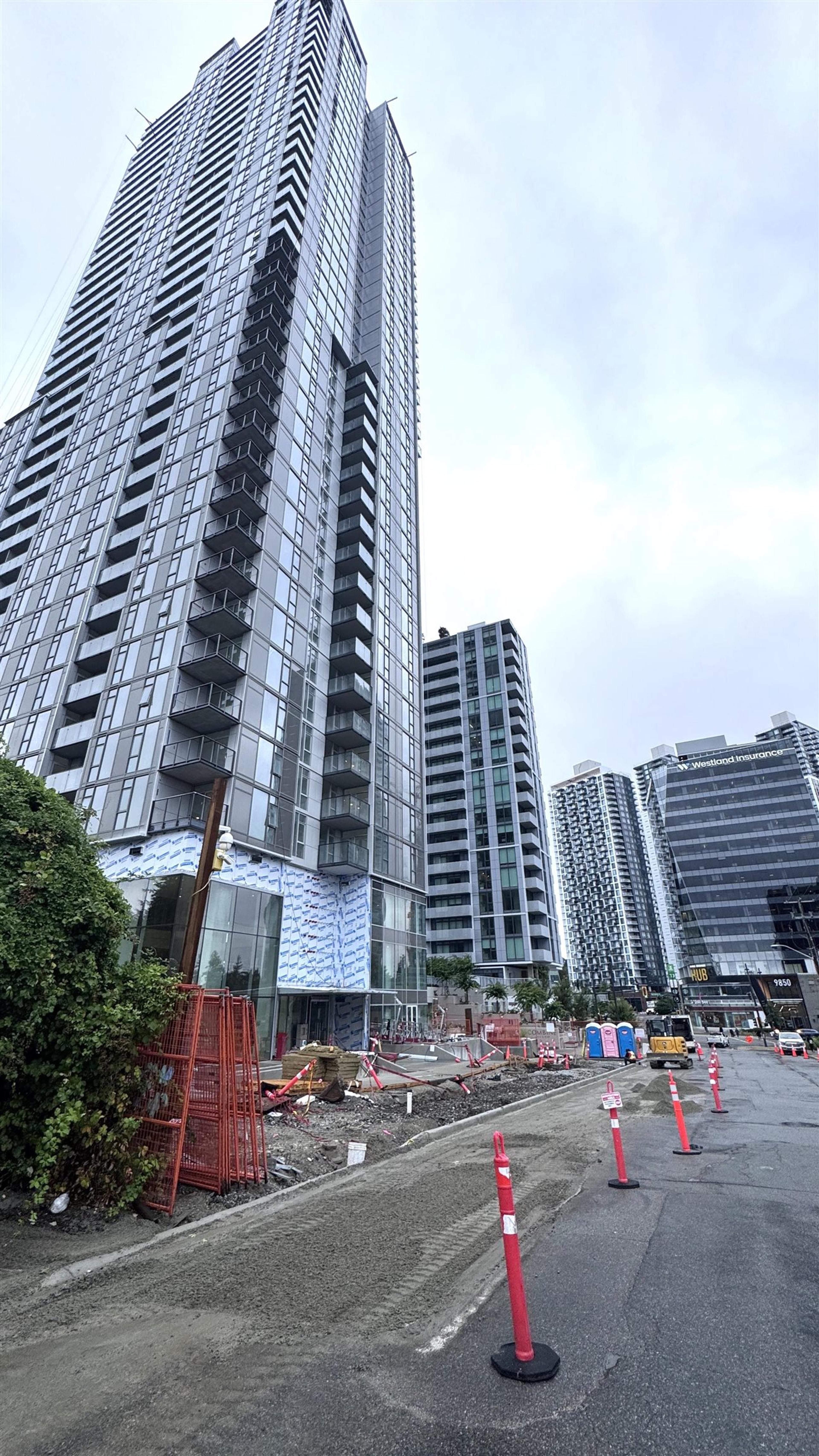 13573 98a Avenue, Surrey - Exteriors - Photo 2