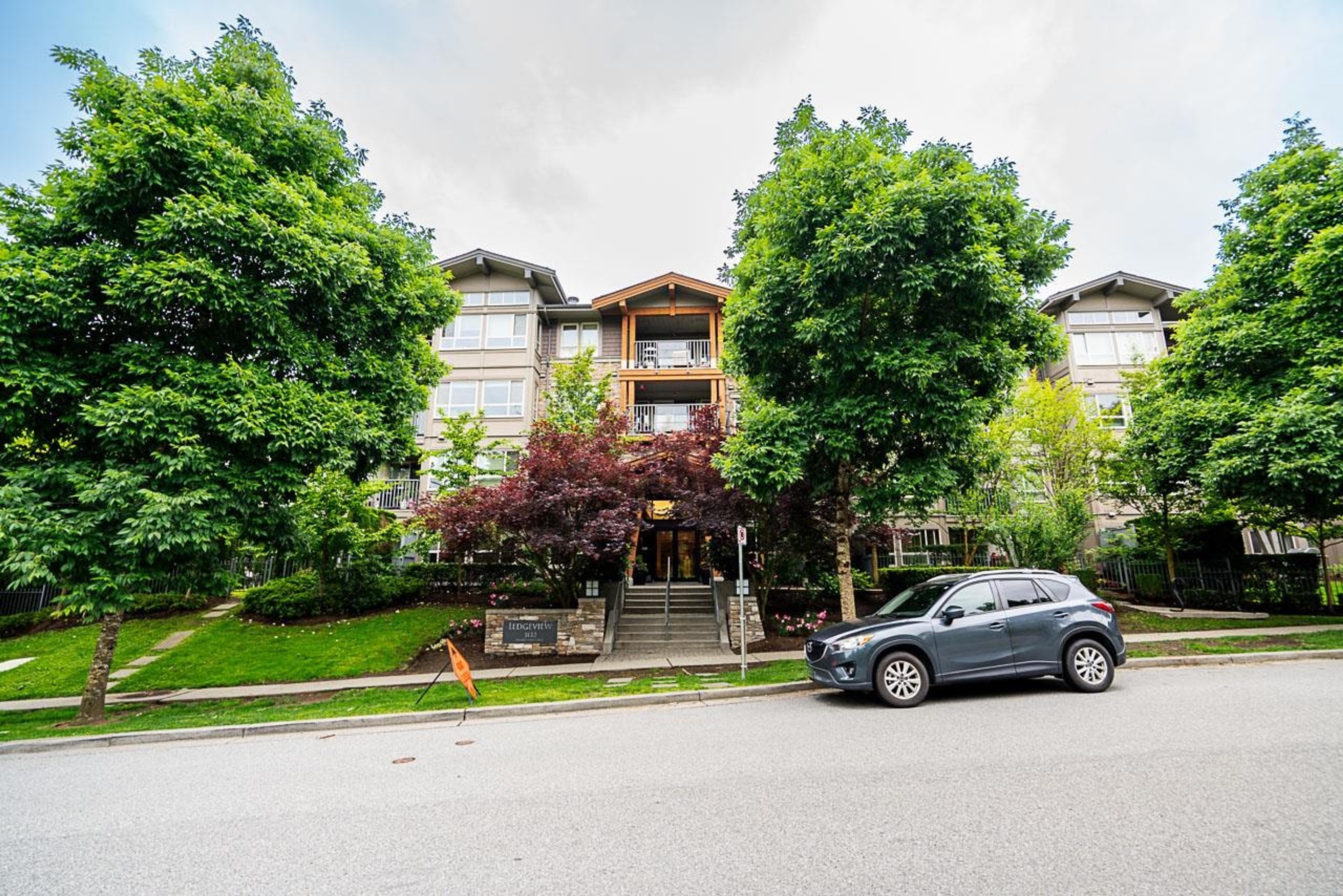 #211 3132 DAYANEE SPRINGS BOULEVARD - Image 3