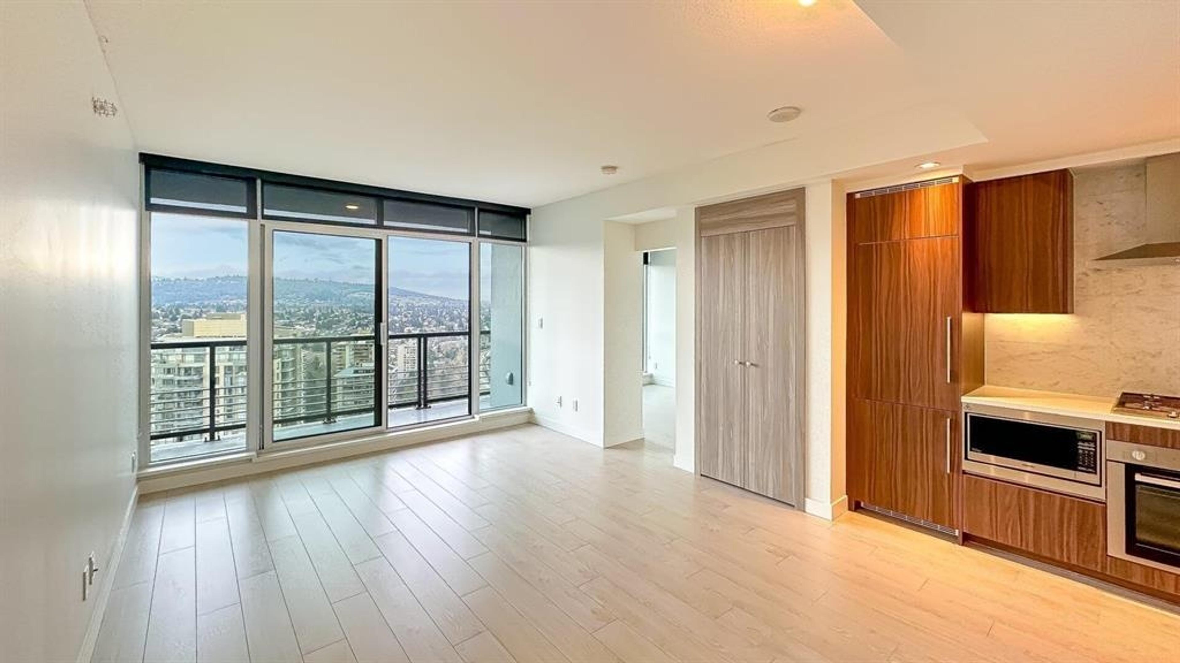 #3110 4730 LOUGHEED HIGHWAY - Image 2