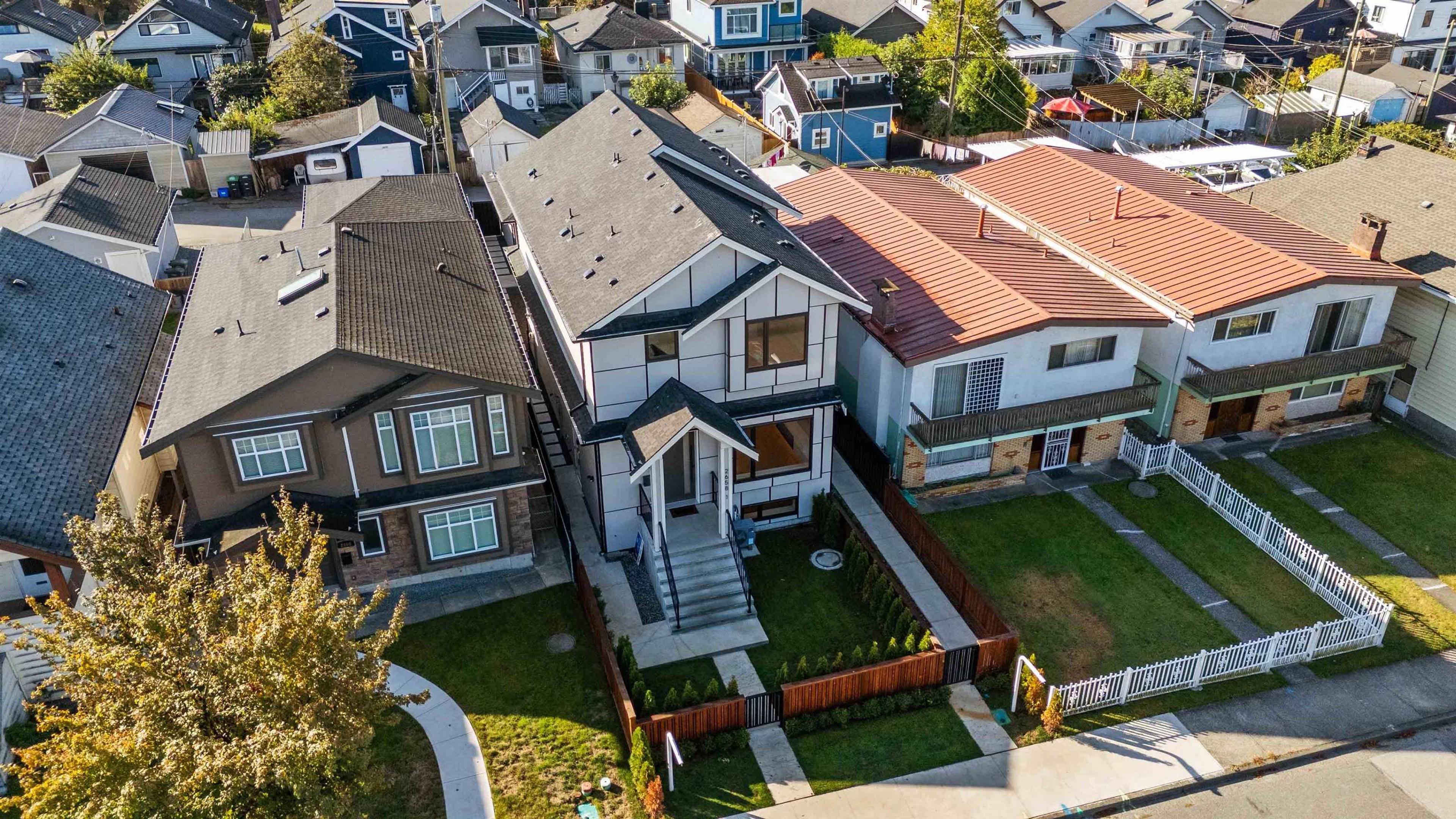 2658 Dundas Street, Vancouver - Exteriors - Drone/Aerial View - Photo 3
