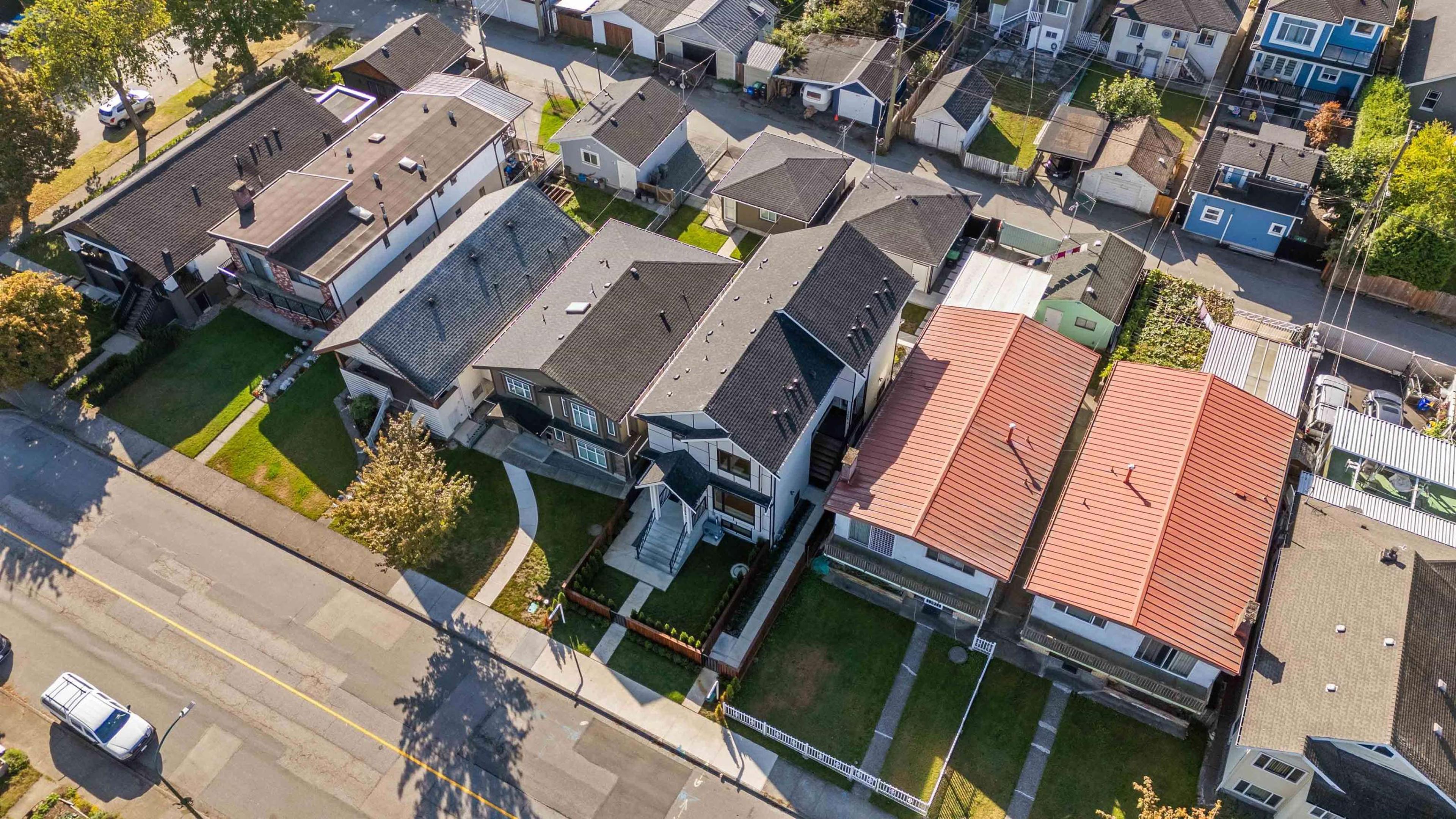 2658 Dundas Street, Vancouver - Exteriors - Drone/Aerial View, Full Complex View - Photo 5