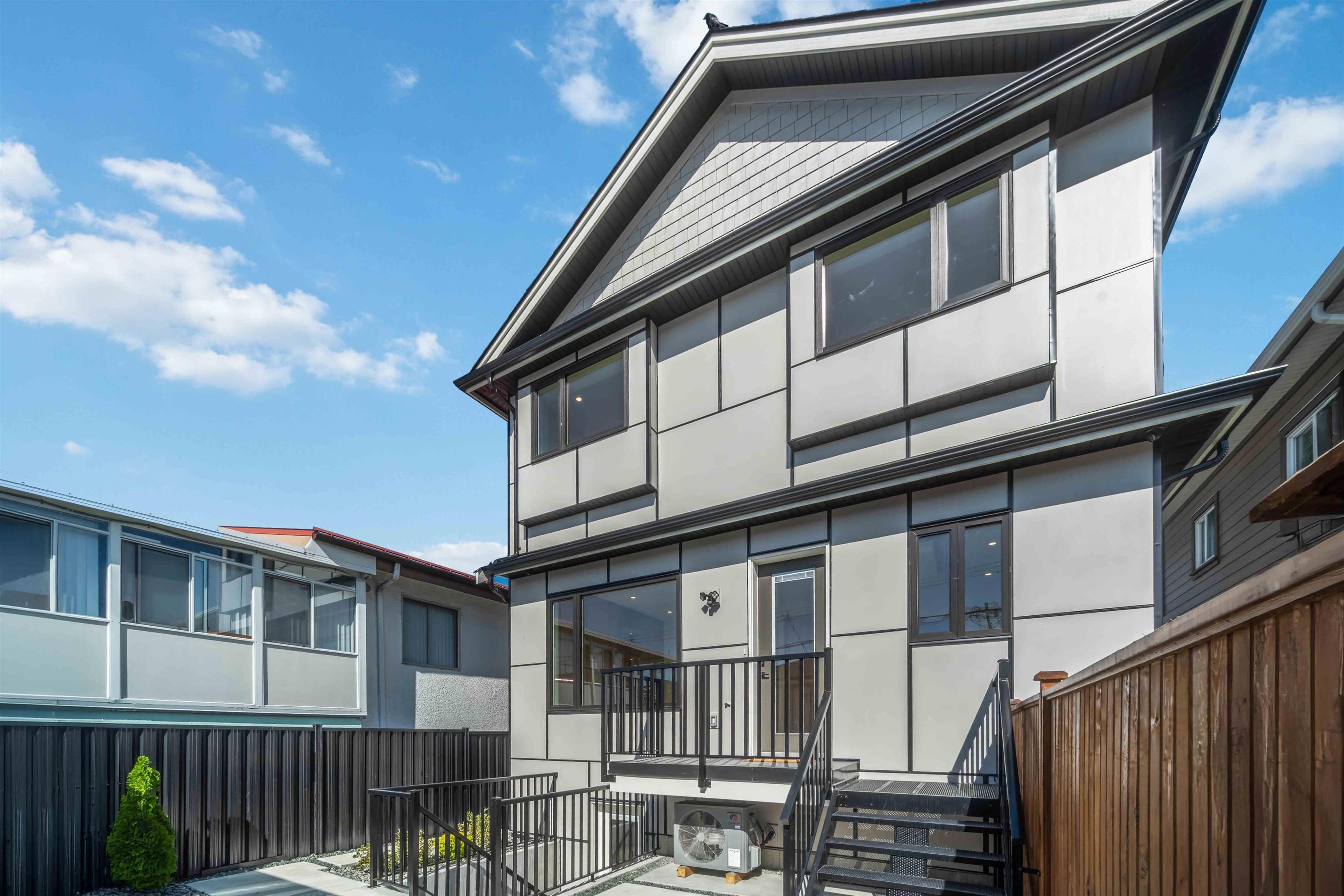 6835 Cambie Street, Vancouver - Exteriors - Photo 5