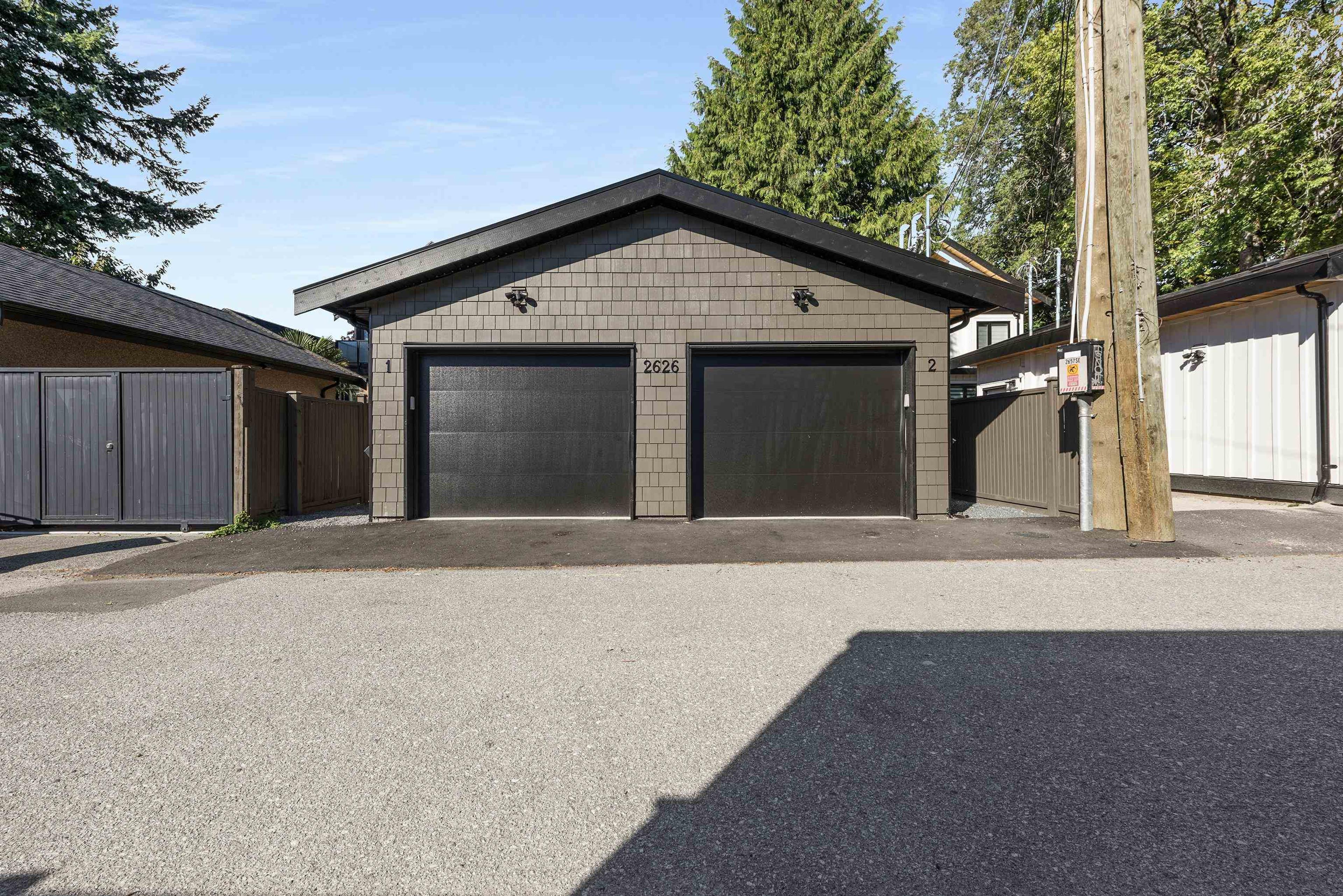 2626 W 41st Avenue, Vancouver - Exteriors - Photo 1