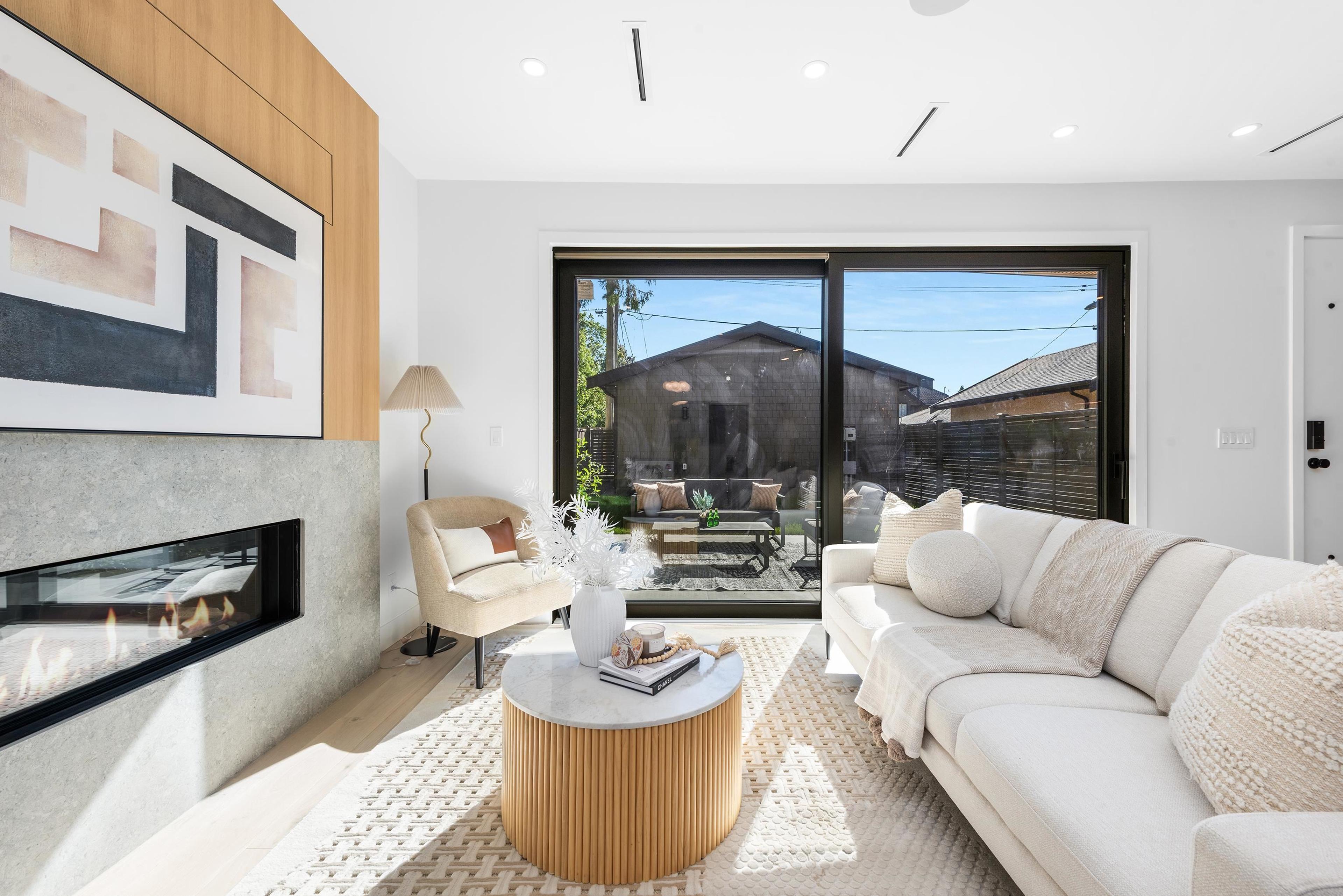 #2 2626 W 41ST AVENUE - Image 3