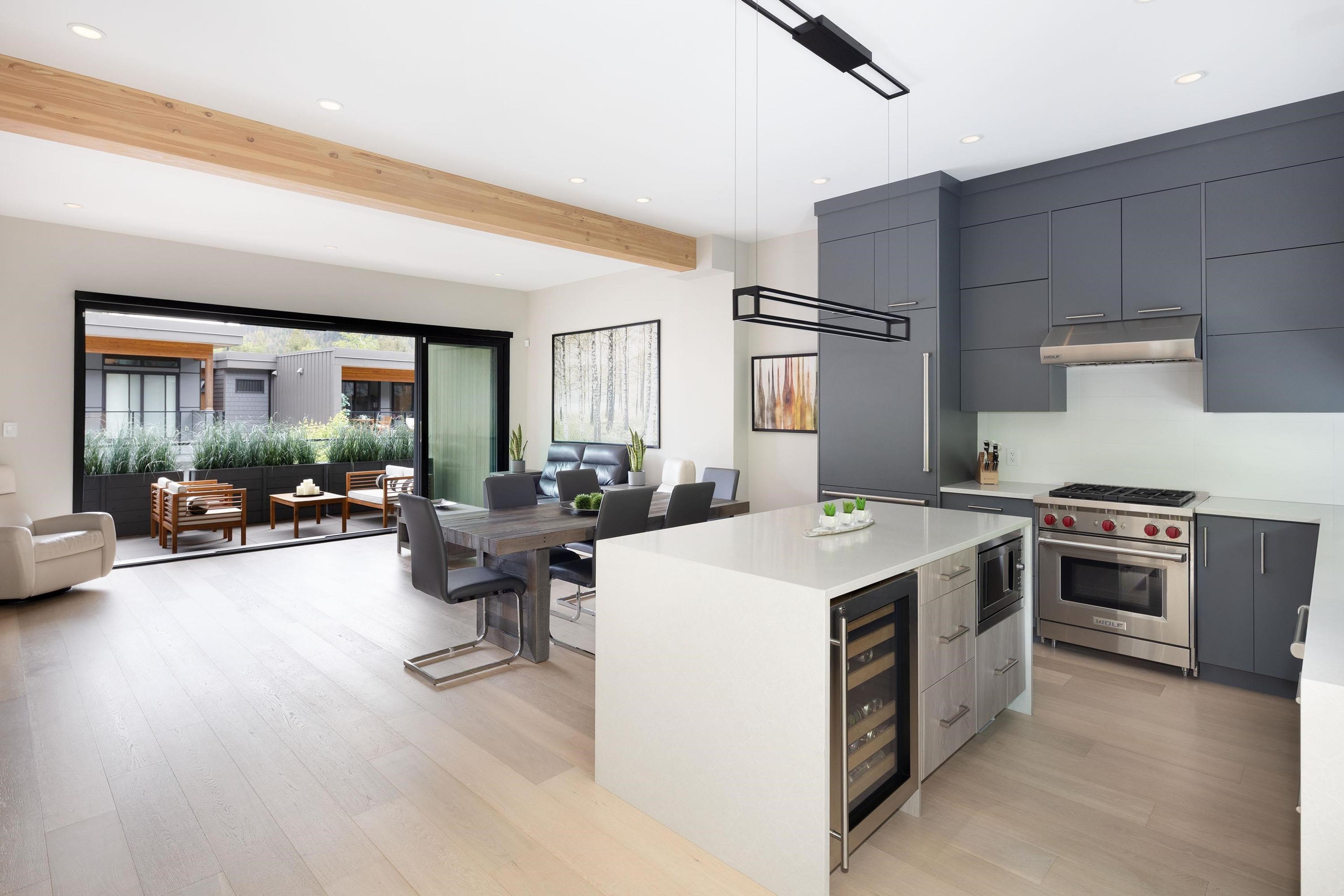 #8 1350 CLOUDBURST DRIVE - Image 2