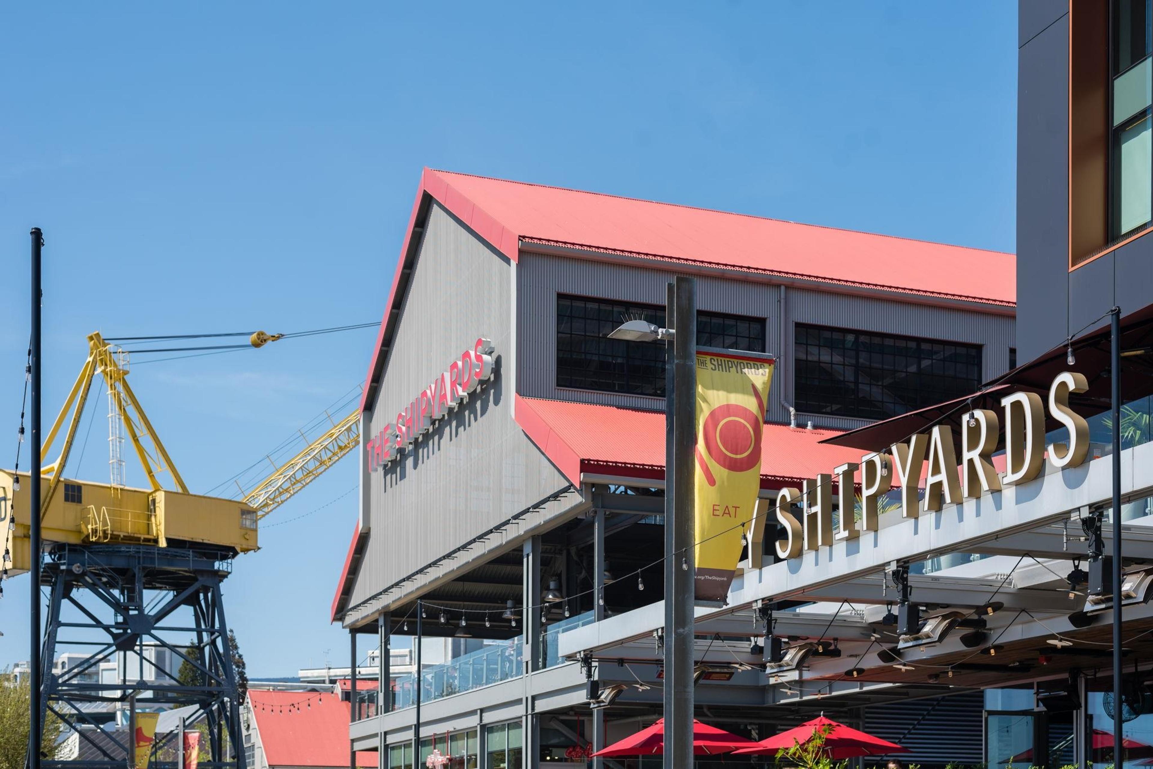 151 W 2nd Street, North Vancouver - Exteriors - Photo 3