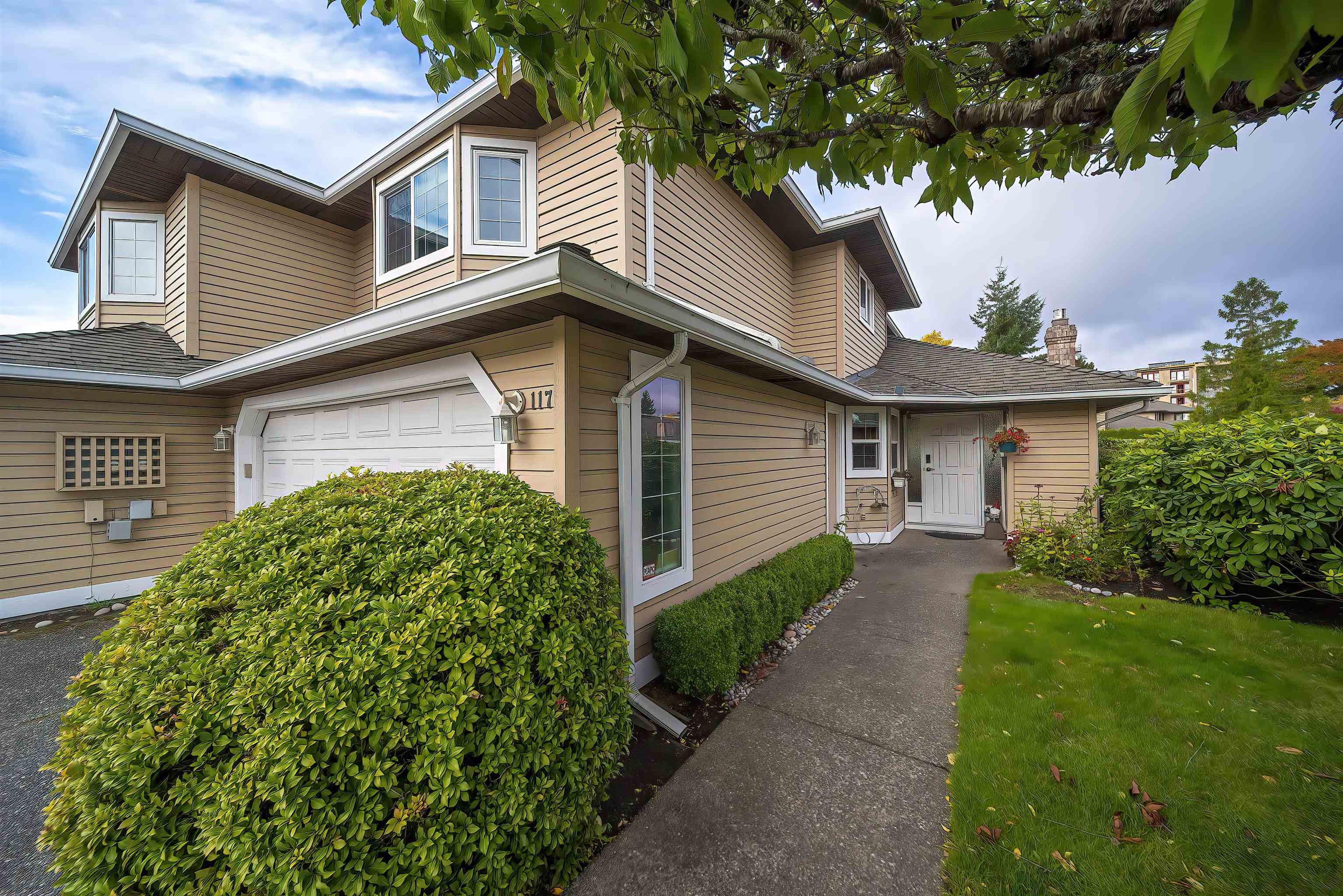 15121 19 Avenue, Surrey - Exteriors - Photo 8