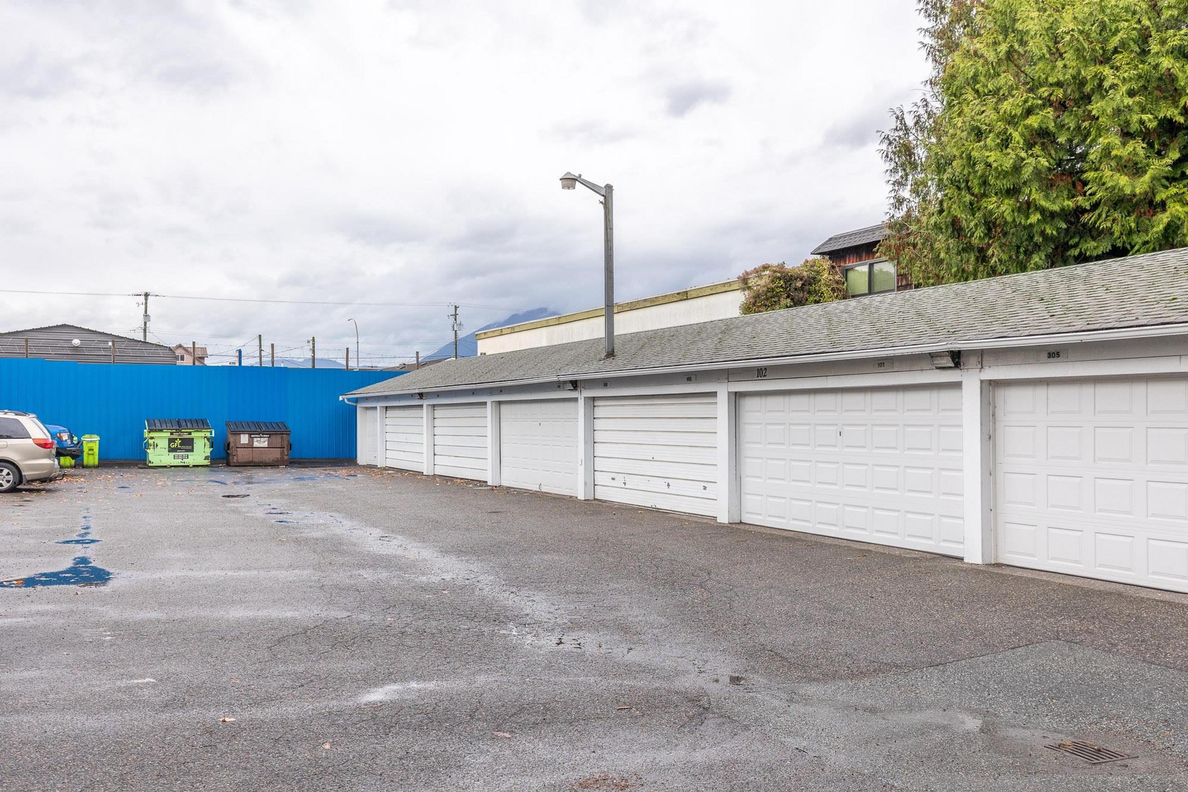 46033 Chilliwack Central Road, Chilliwack - Exteriors - Photo 4