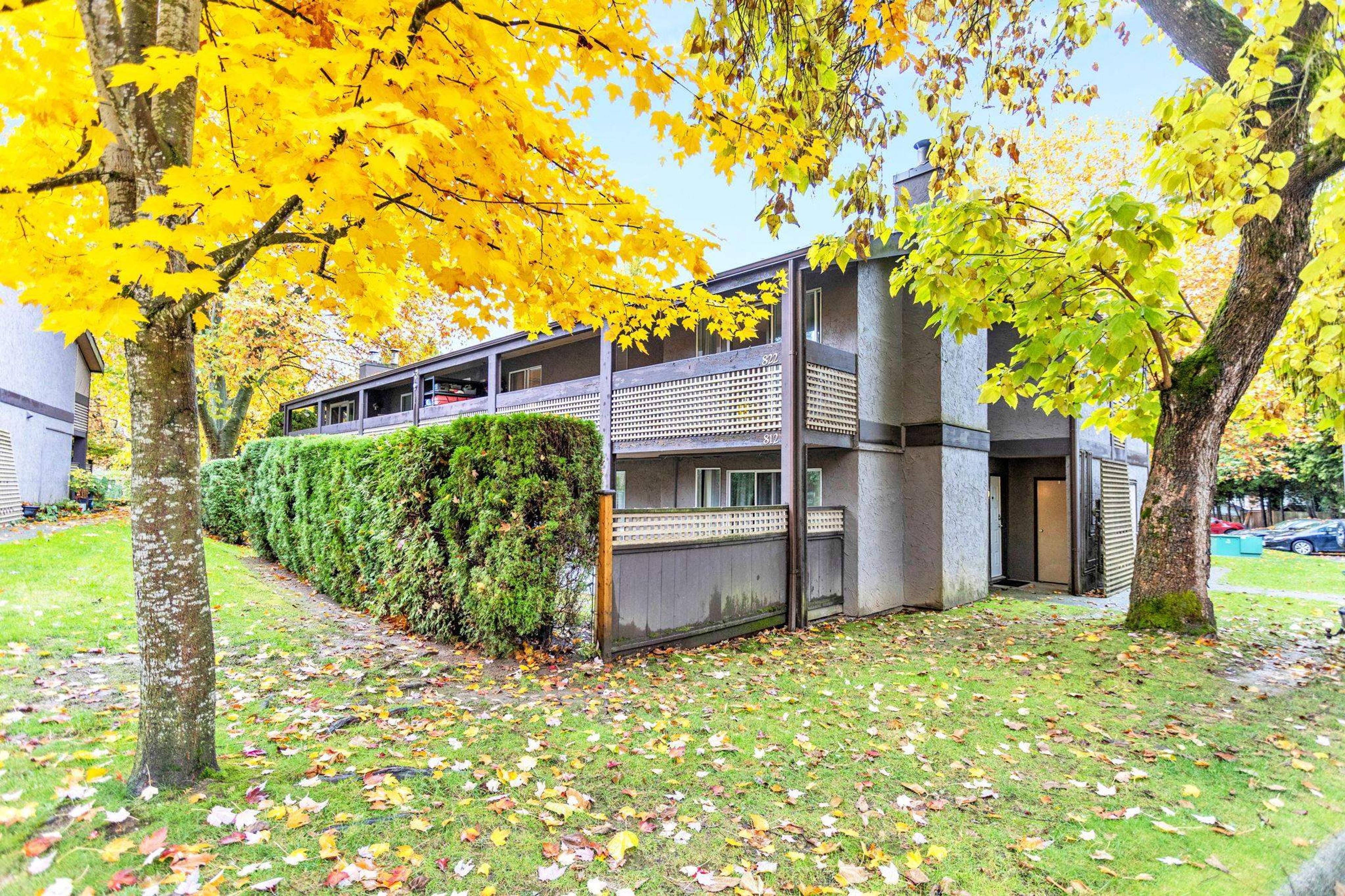 #822 34909 OLD YALE ROAD - Image 2