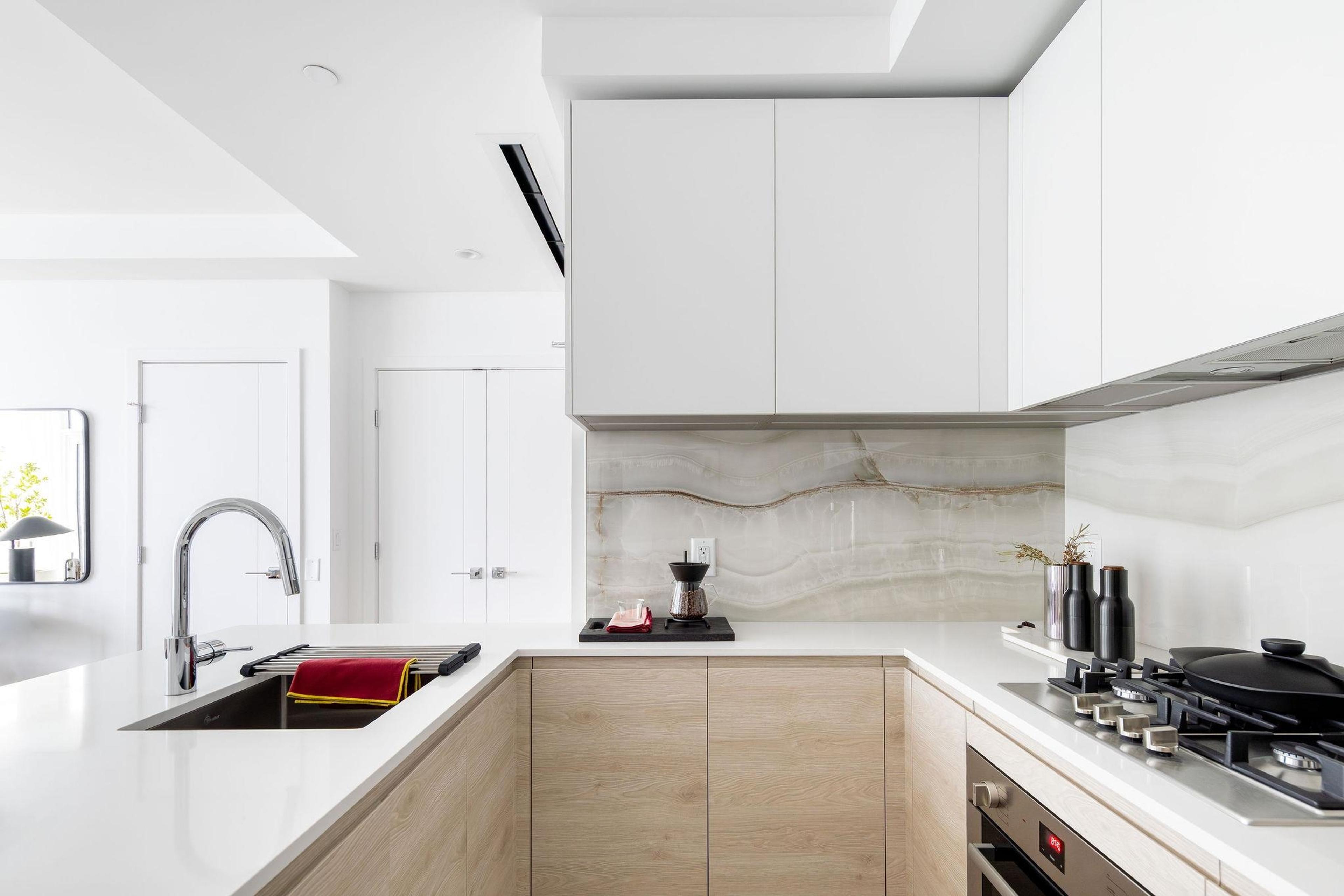 #2806 660 QUAYSIDE DRIVE - Image 3