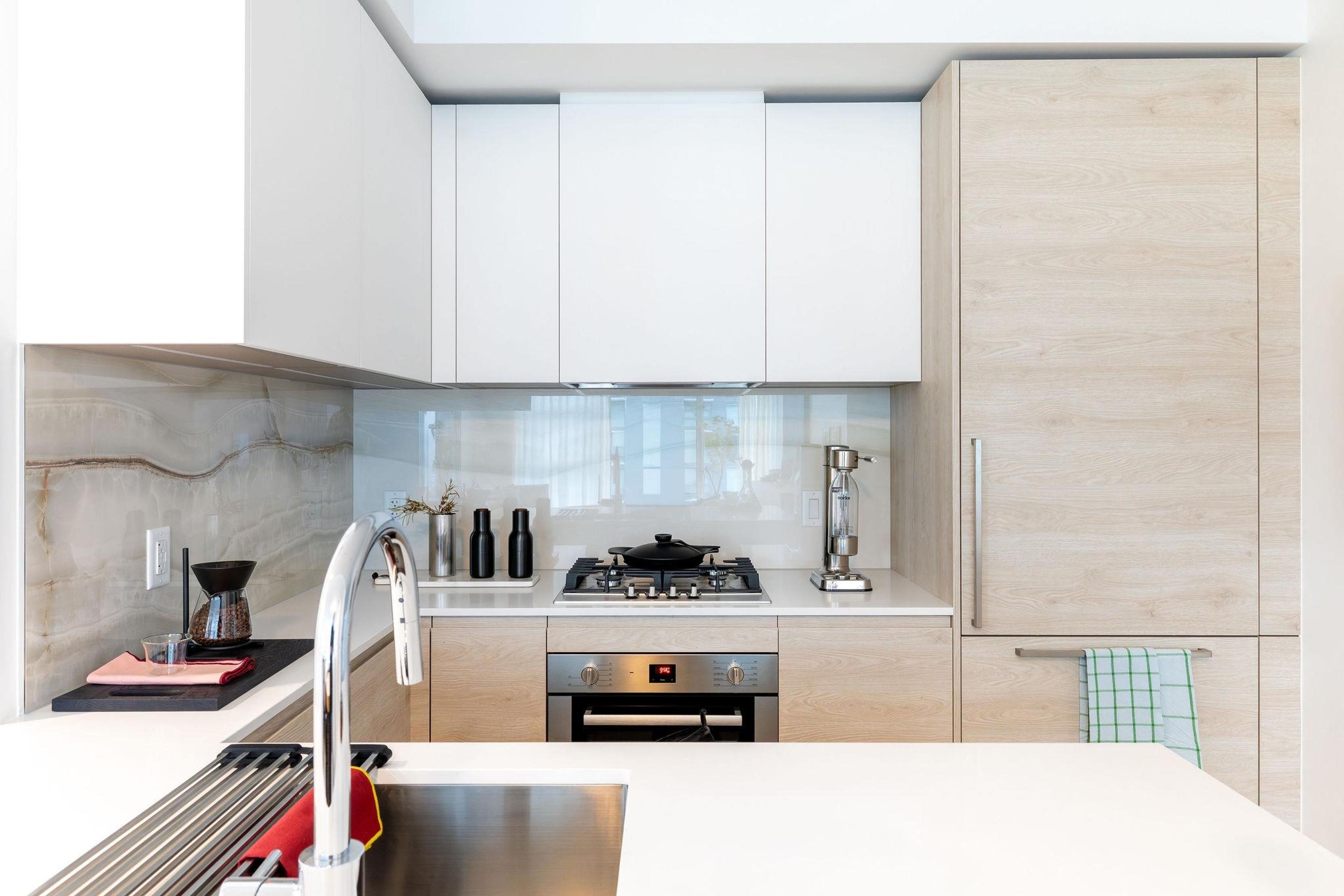 #2806 660 QUAYSIDE DRIVE - Main Image