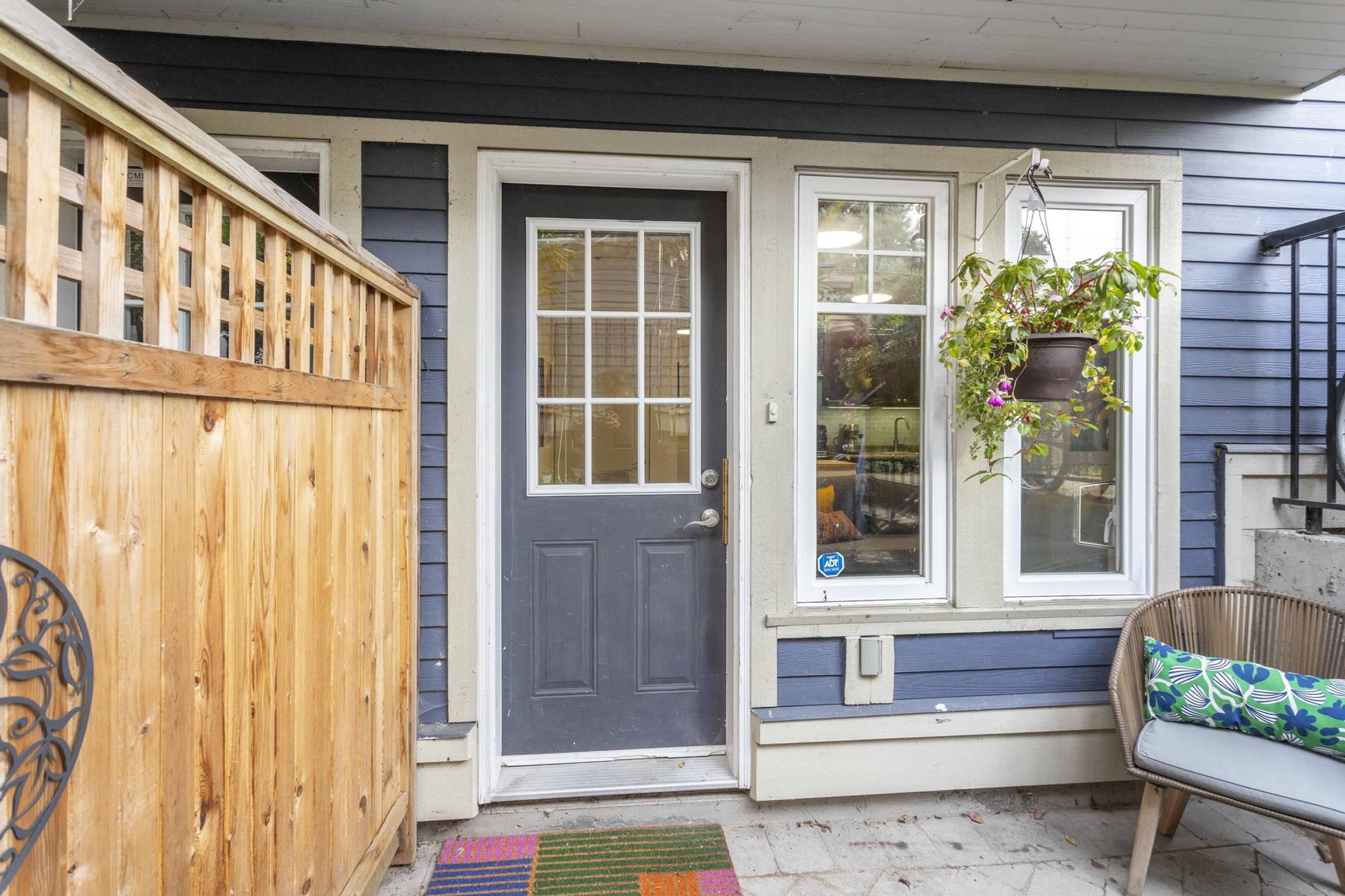 1743 Frances Street, Vancouver - Exteriors - Photo 2