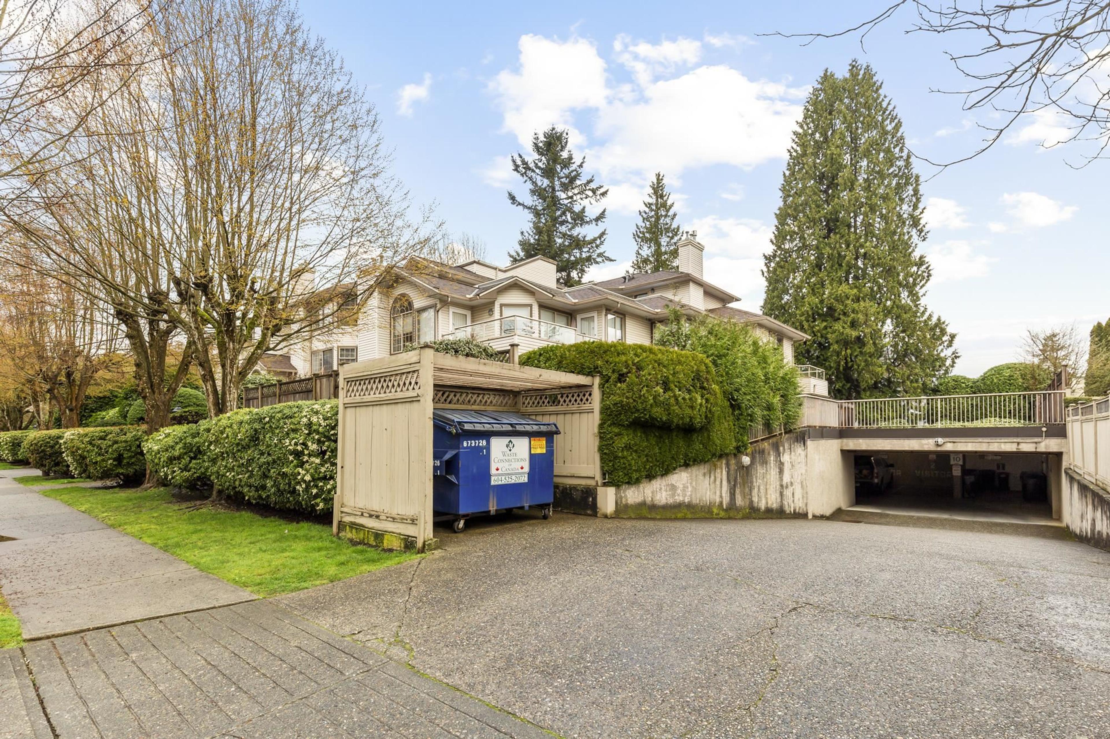 1955 Suffolk Avenue, Port Coquitlam - Exteriors - Photo 3