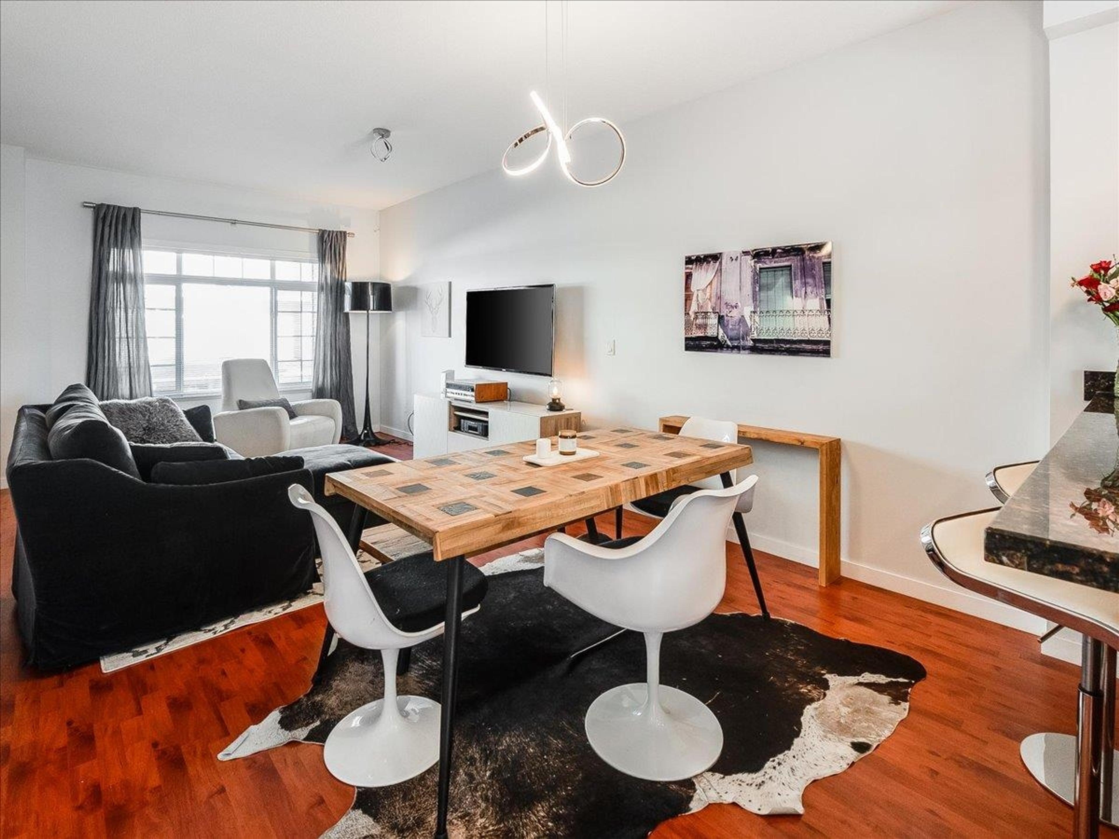 #18 6852 193 STREET - Image 2