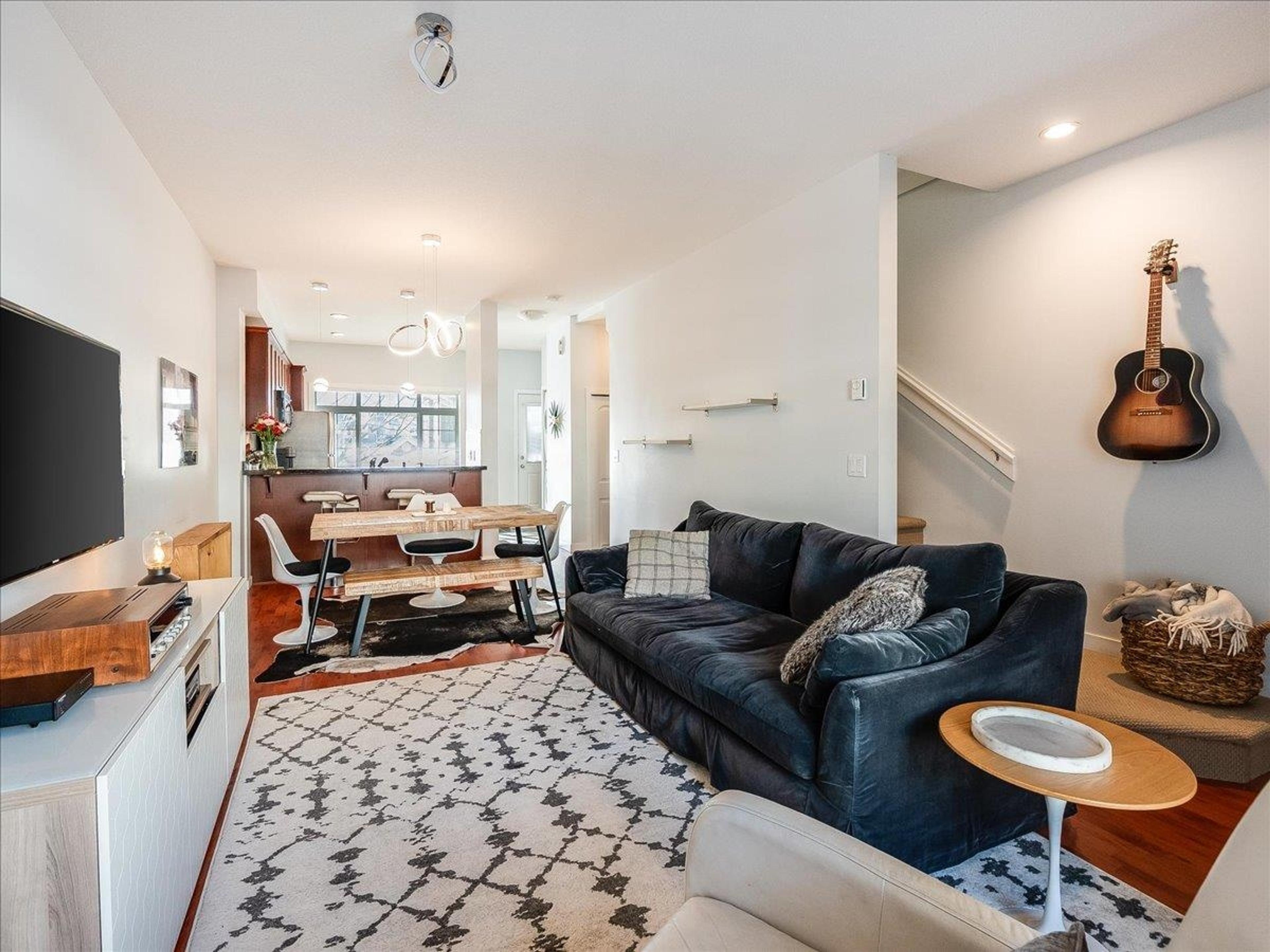 #18 6852 193 STREET - Image 3