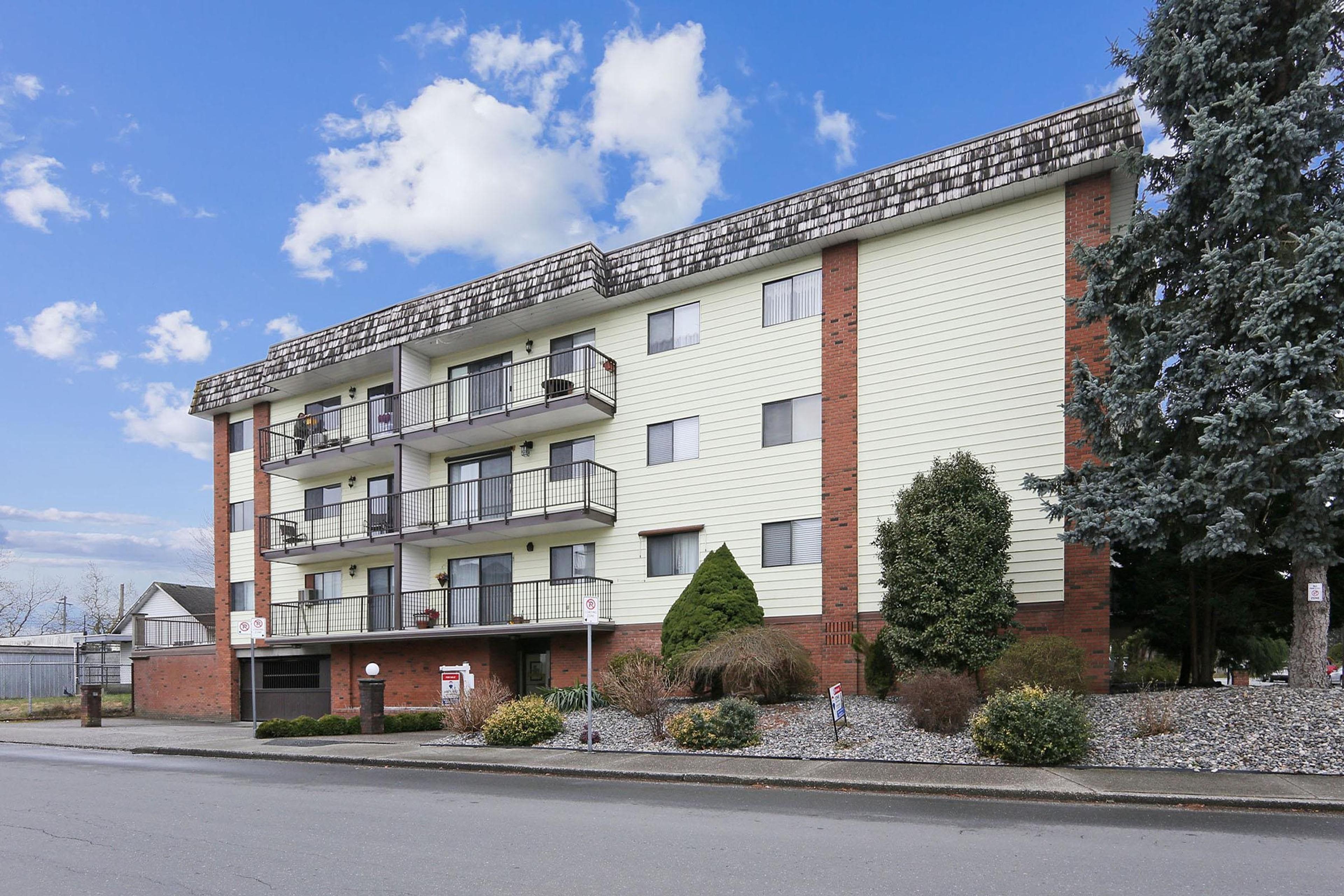 9417 Nowell Street, Chilliwack - Exteriors - Full Complex View - Photo 1