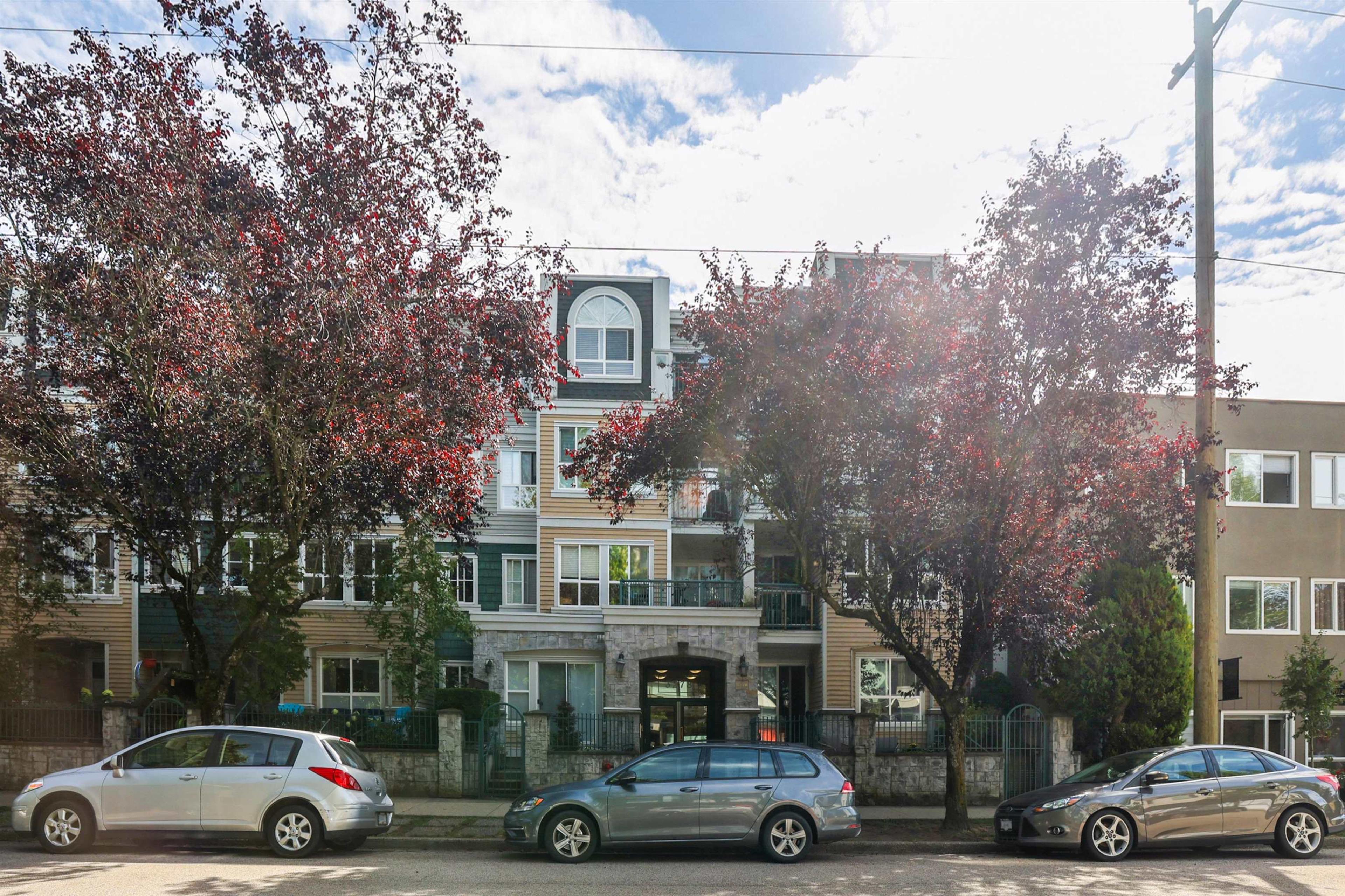 3278 Heather Street, Vancouver - Exteriors - Full Complex View - Photo 2