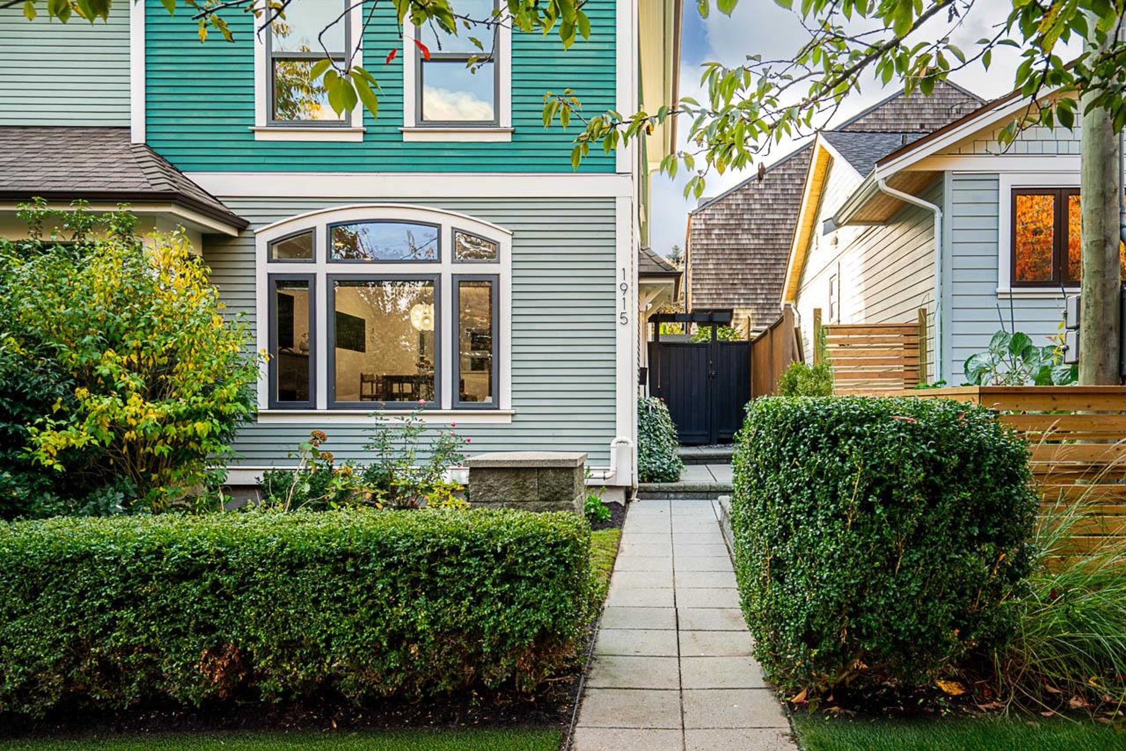 1915 Templeton Drive, Vancouver - Exteriors - Photo 1