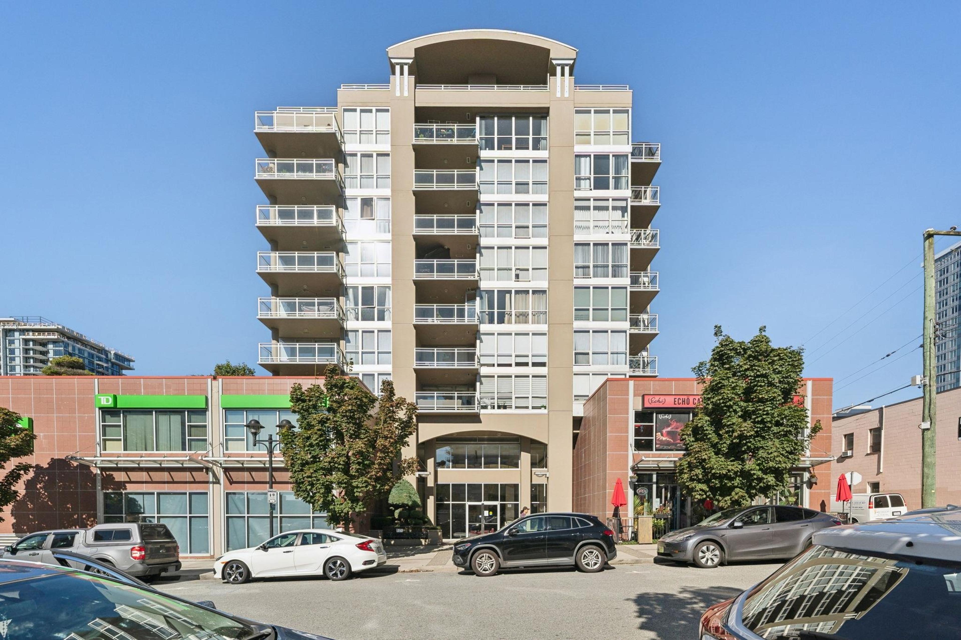 108 E 14th Street, North Vancouver - Exteriors - Photo 1