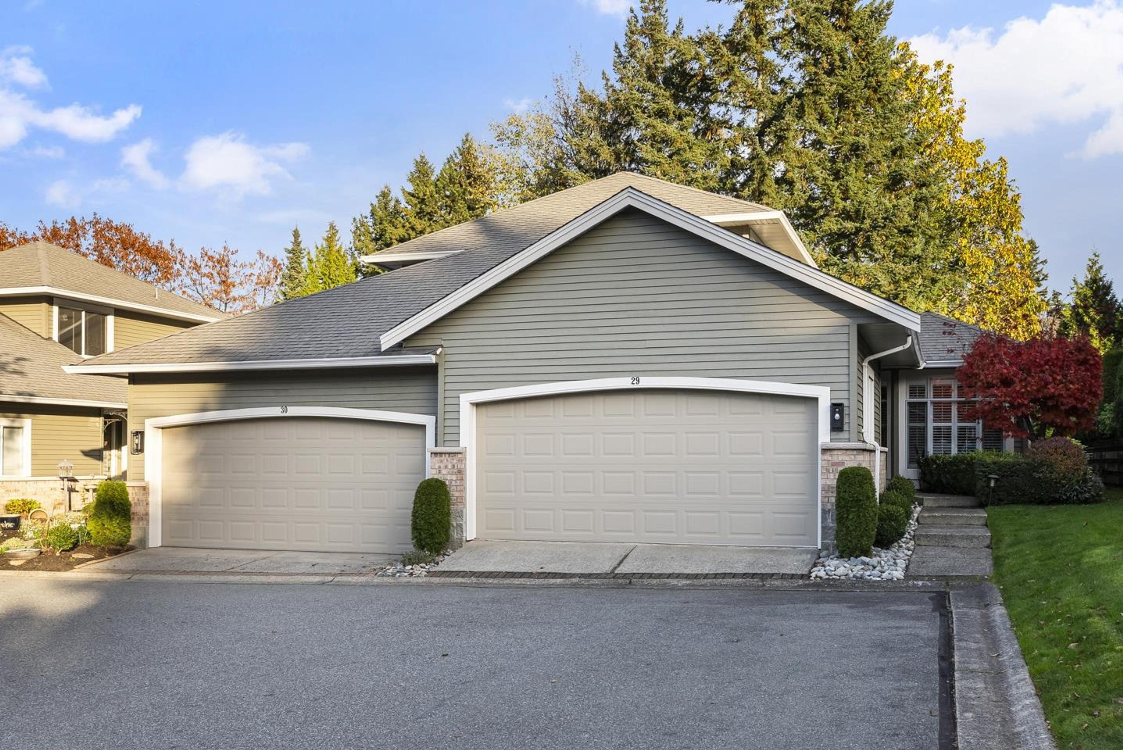 2672 151 Street, Surrey - Exteriors - Photo 2