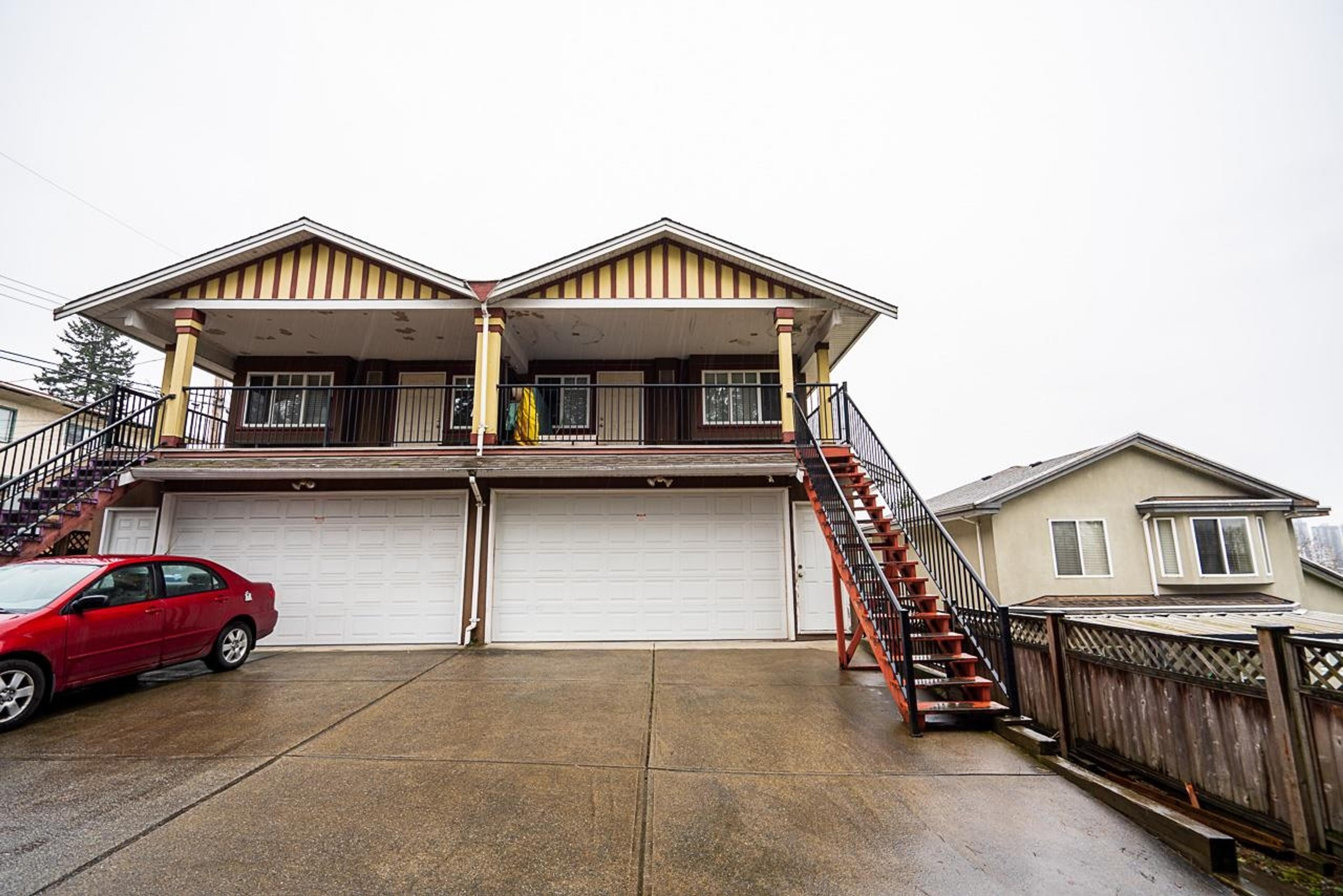 Sixteen Street, New Westminster - Exteriors - Photo 6