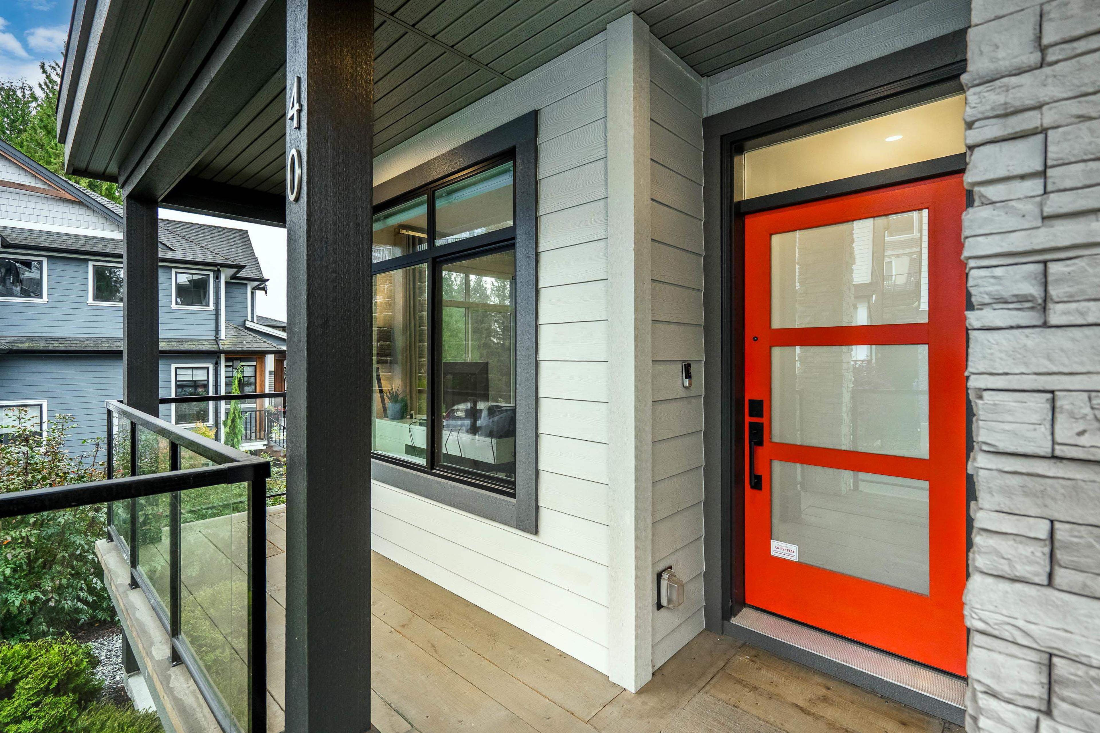 4295 Old Clayburn Road, Abbotsford - Exteriors - Photo 2