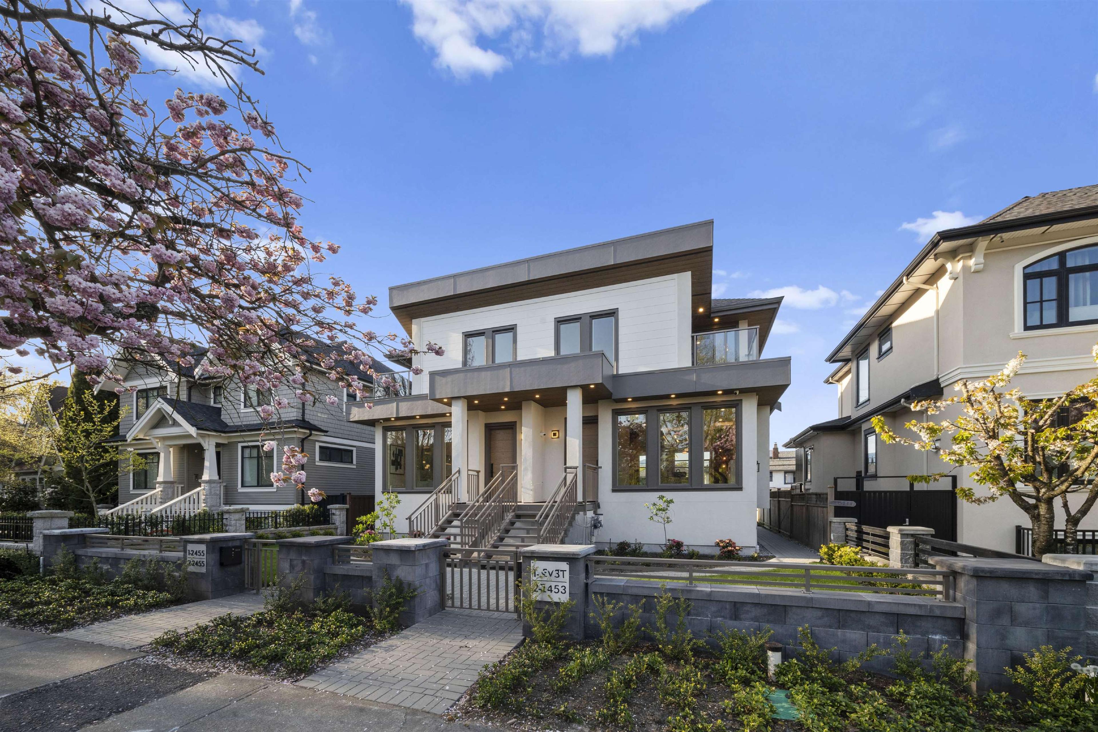 2455 W 10th Avenue, Vancouver - Exteriors - Photo 2