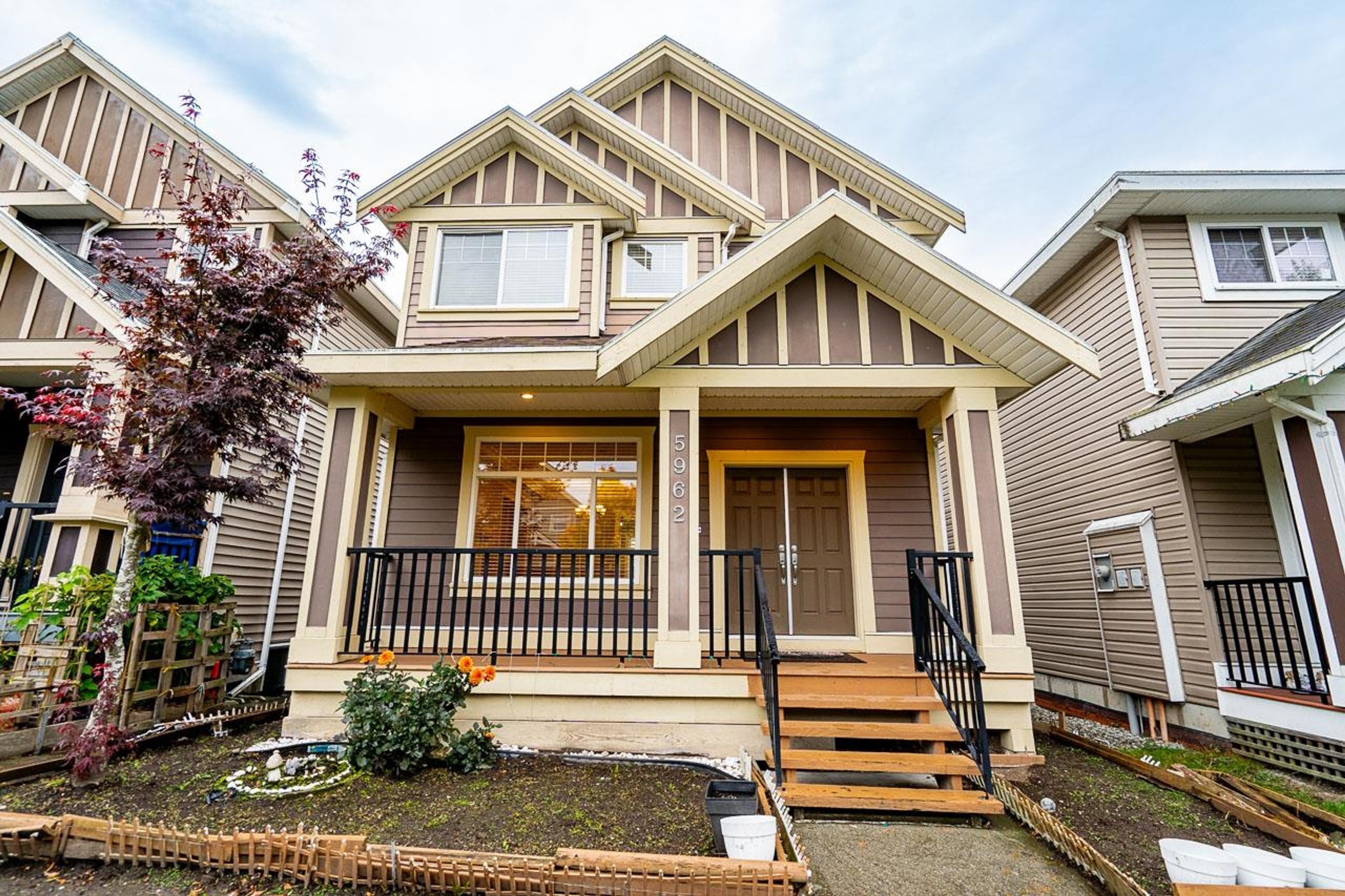 5962 129 STREET - Main Image