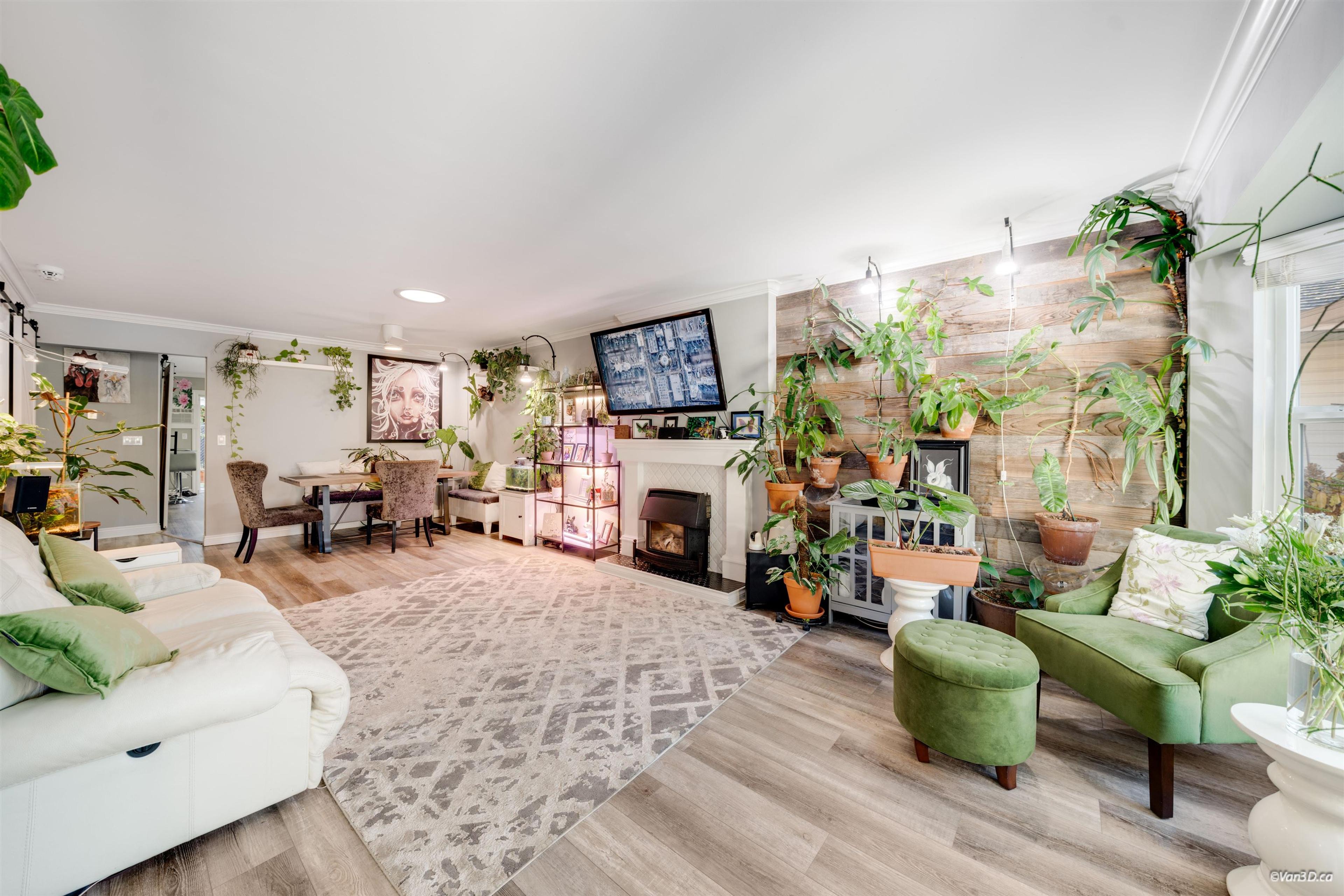 12049 217 Street, Maple Ridge - Exteriors - Full Complex View, Drone/Aerial View - Photo 3