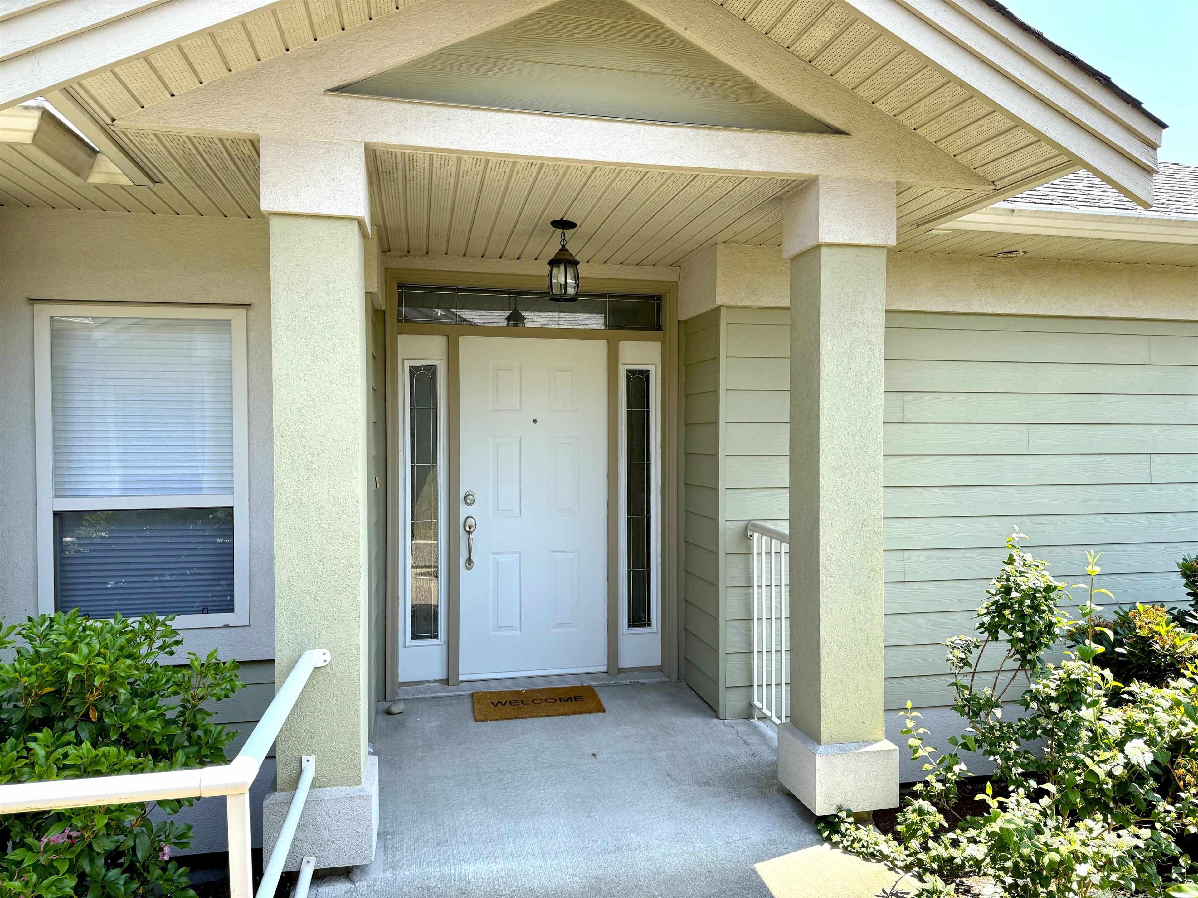 34159 Fraser Street, Abbotsford - Exteriors - Photo 2