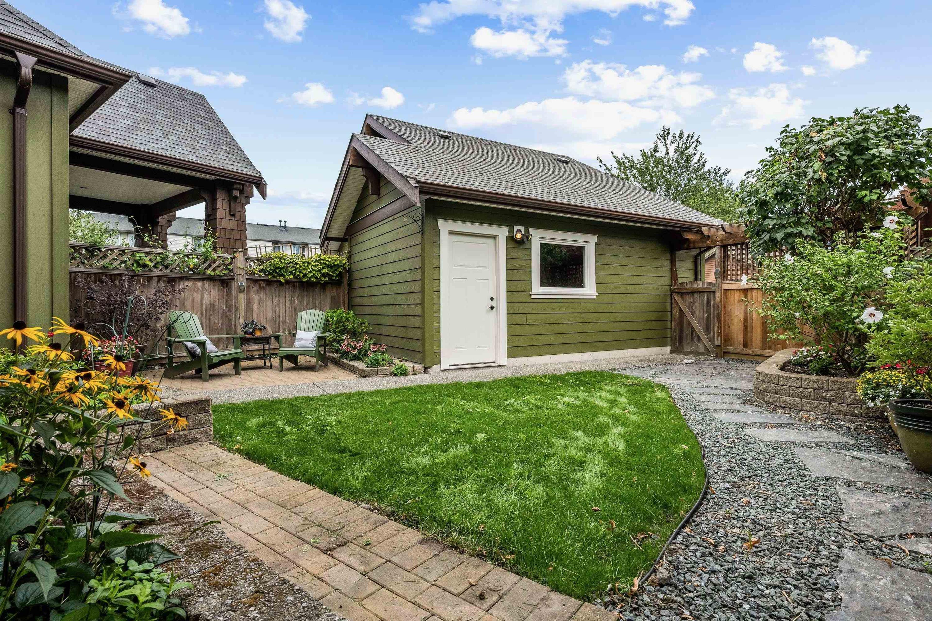 5882 Cowichan Street, Chilliwack - Exteriors - Photo 5