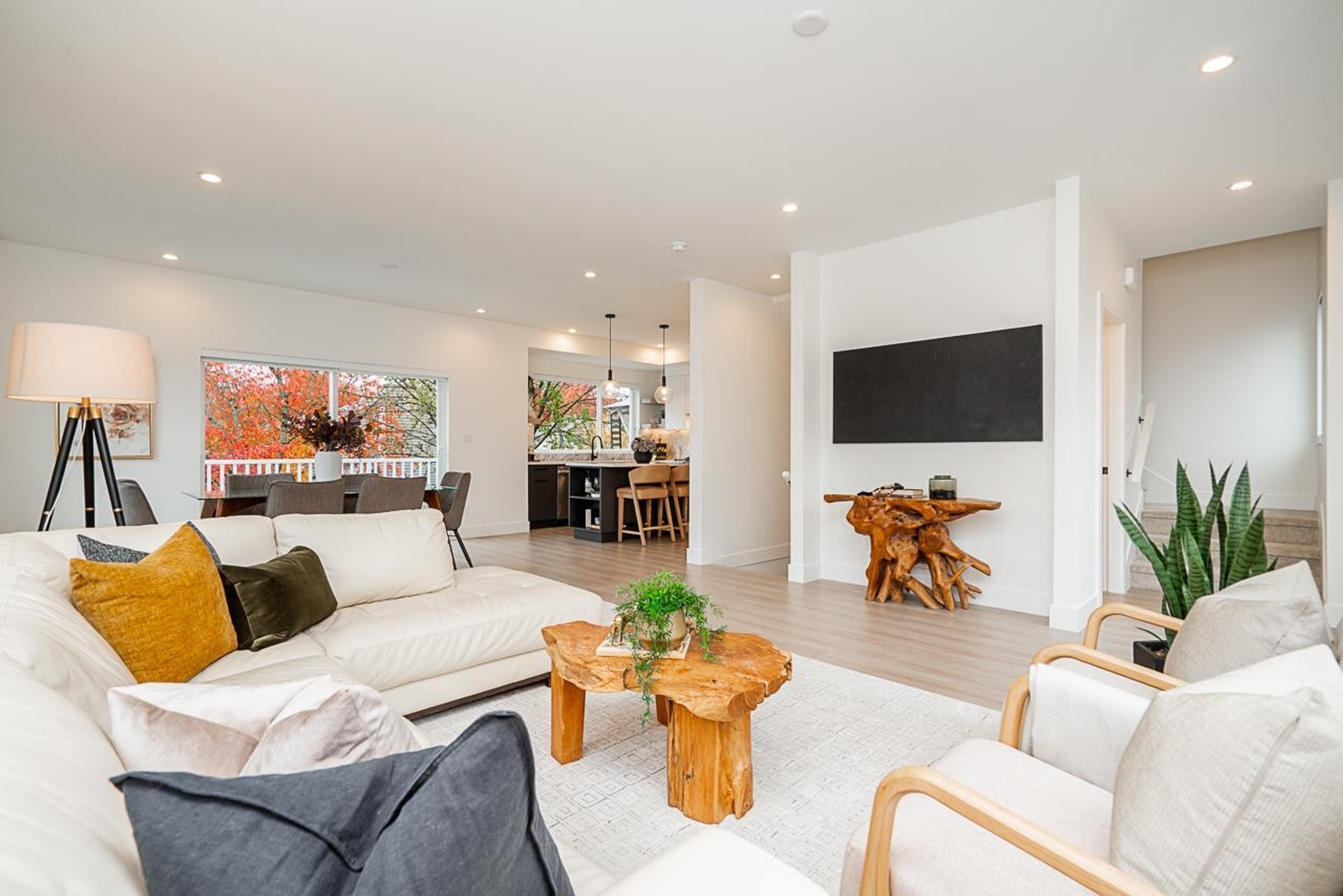 #43 19330 FAIRWAY DRIVE - Image 2