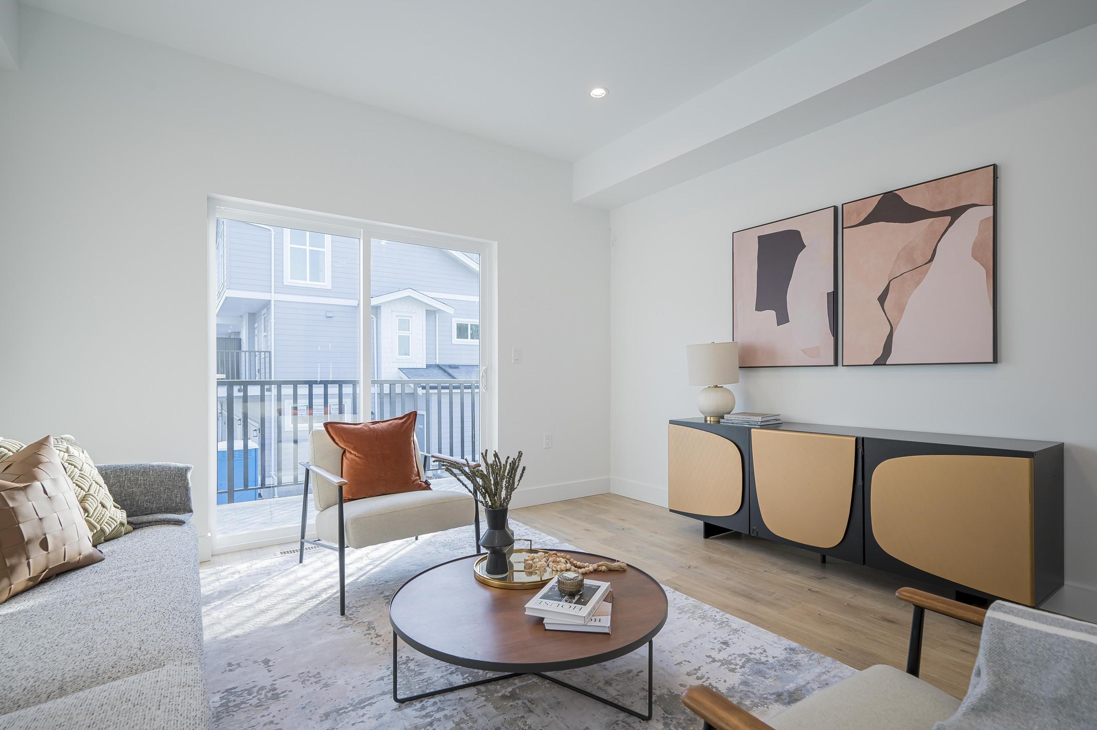 #6 12770 105 AVENUE - Image 2