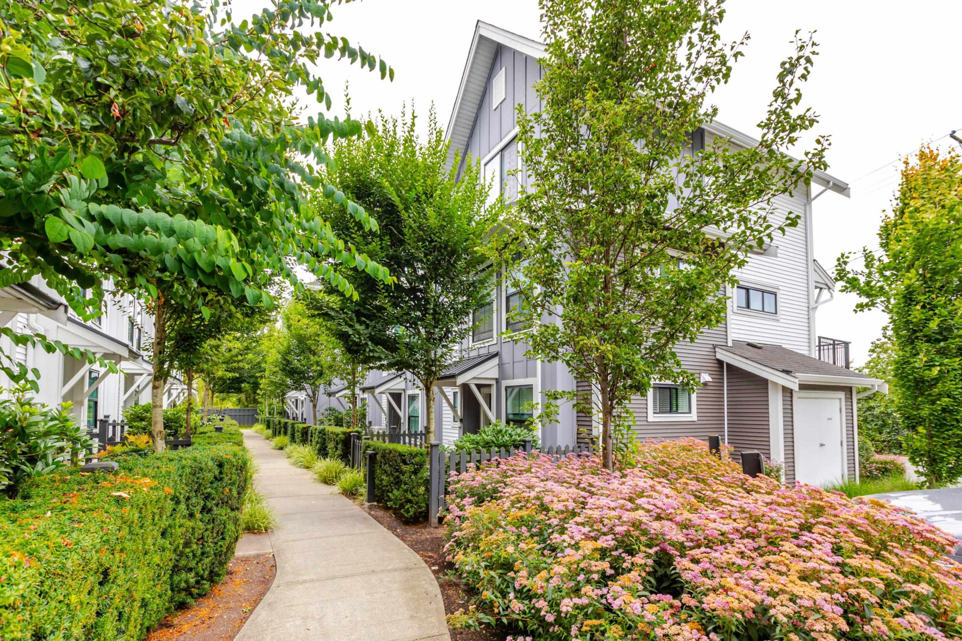 #21 5945 176A STREET - Image 2