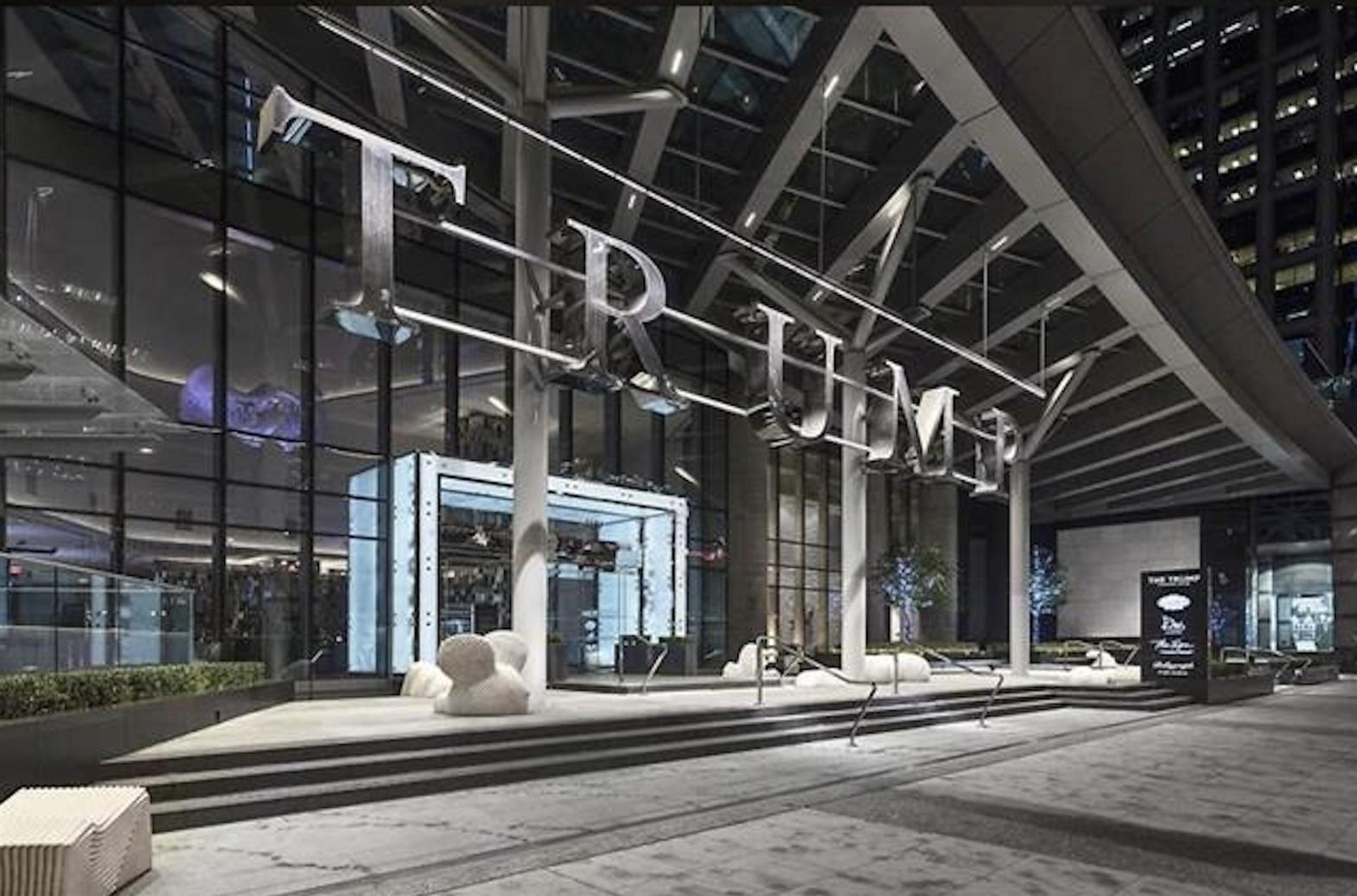 1151 W Georgia Street, Vancouver - Exteriors - Photo 2