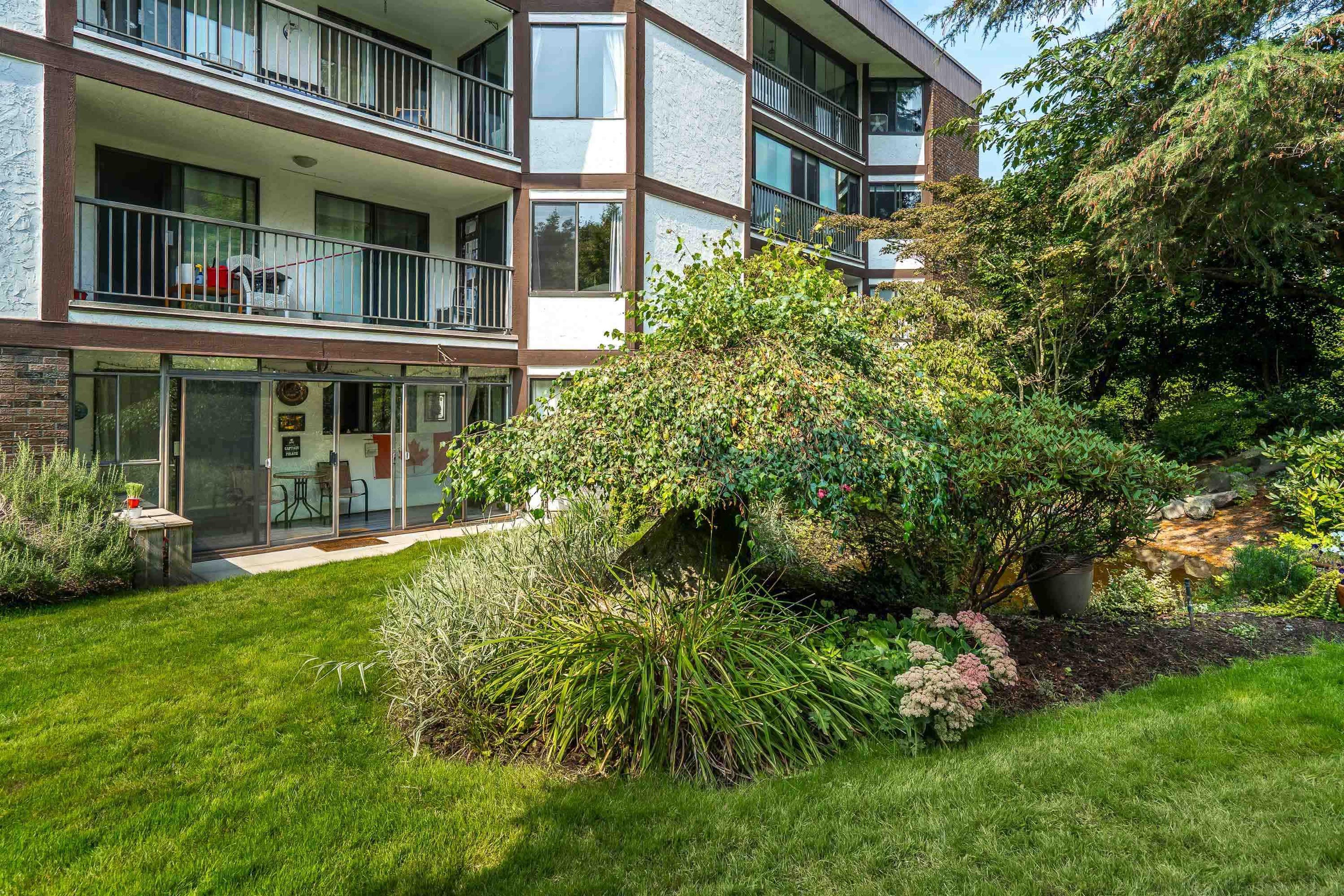 1520 Vidal Street, Surrey - Exteriors - Photo 3