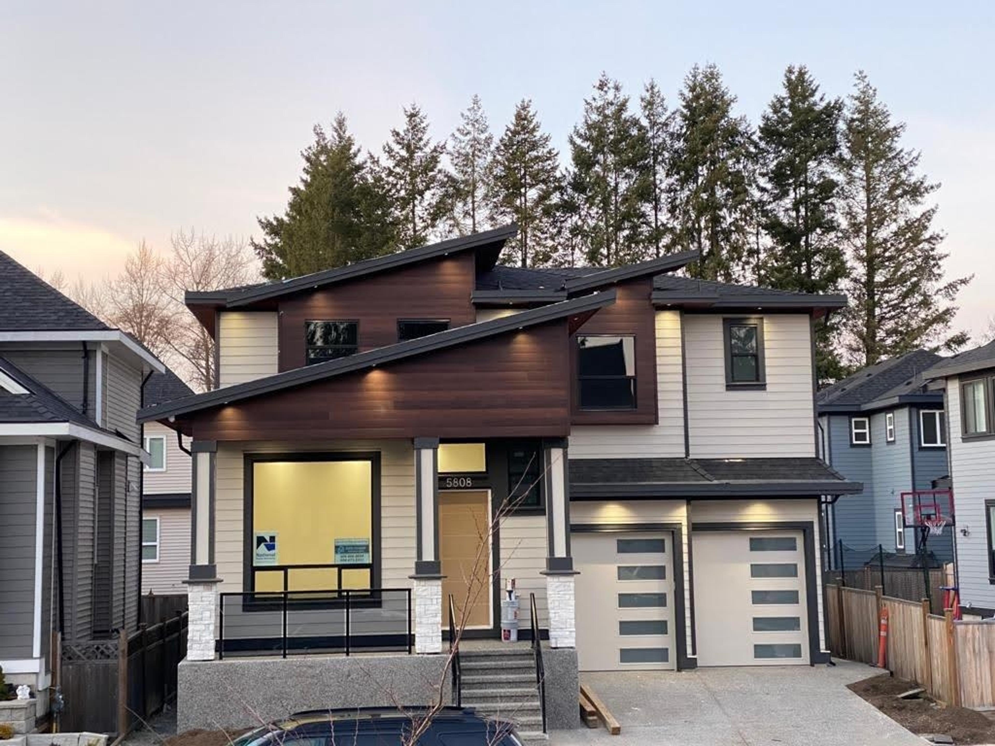 5808 140A PLACE - Main Image