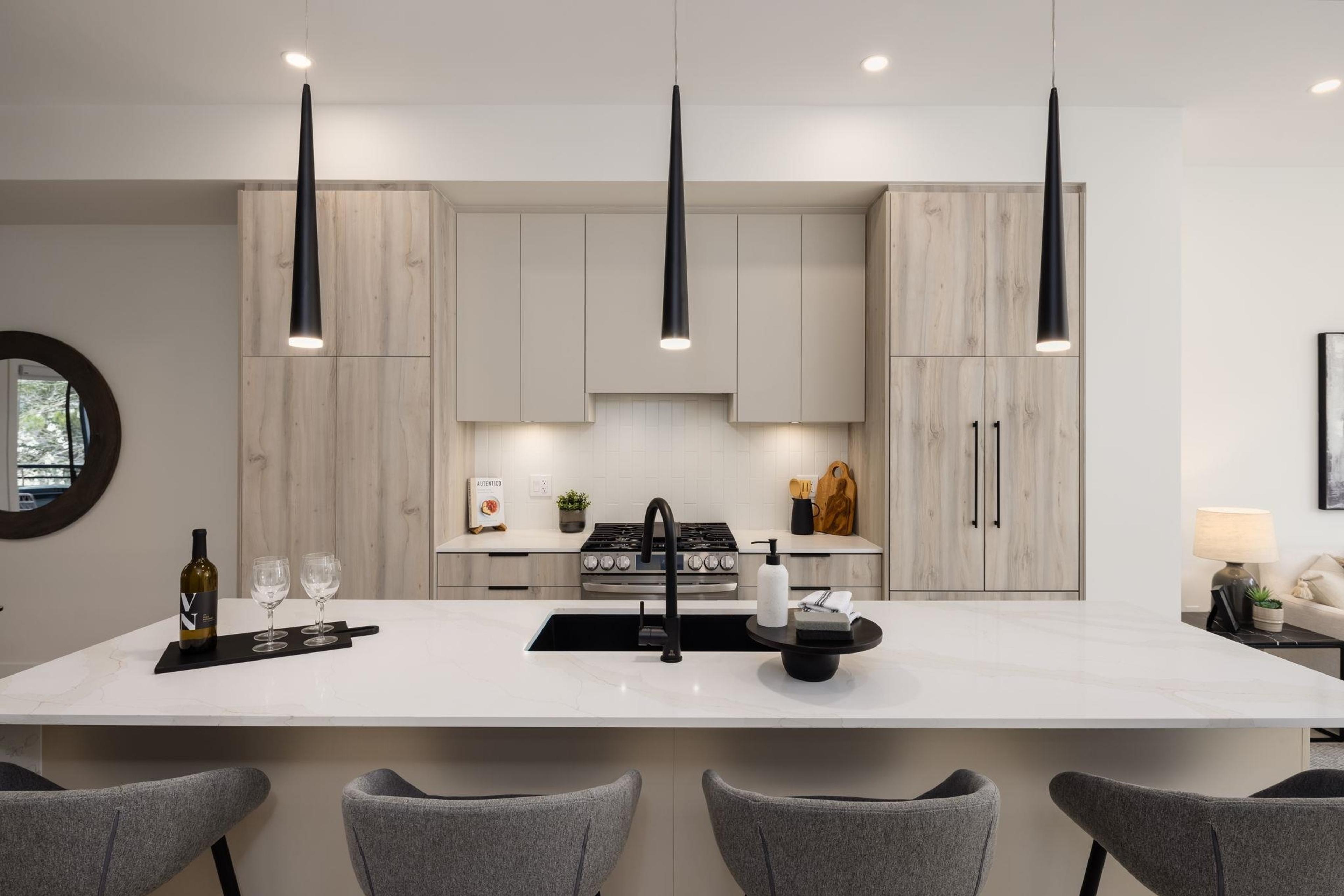 4536 208 STREET - Main Image