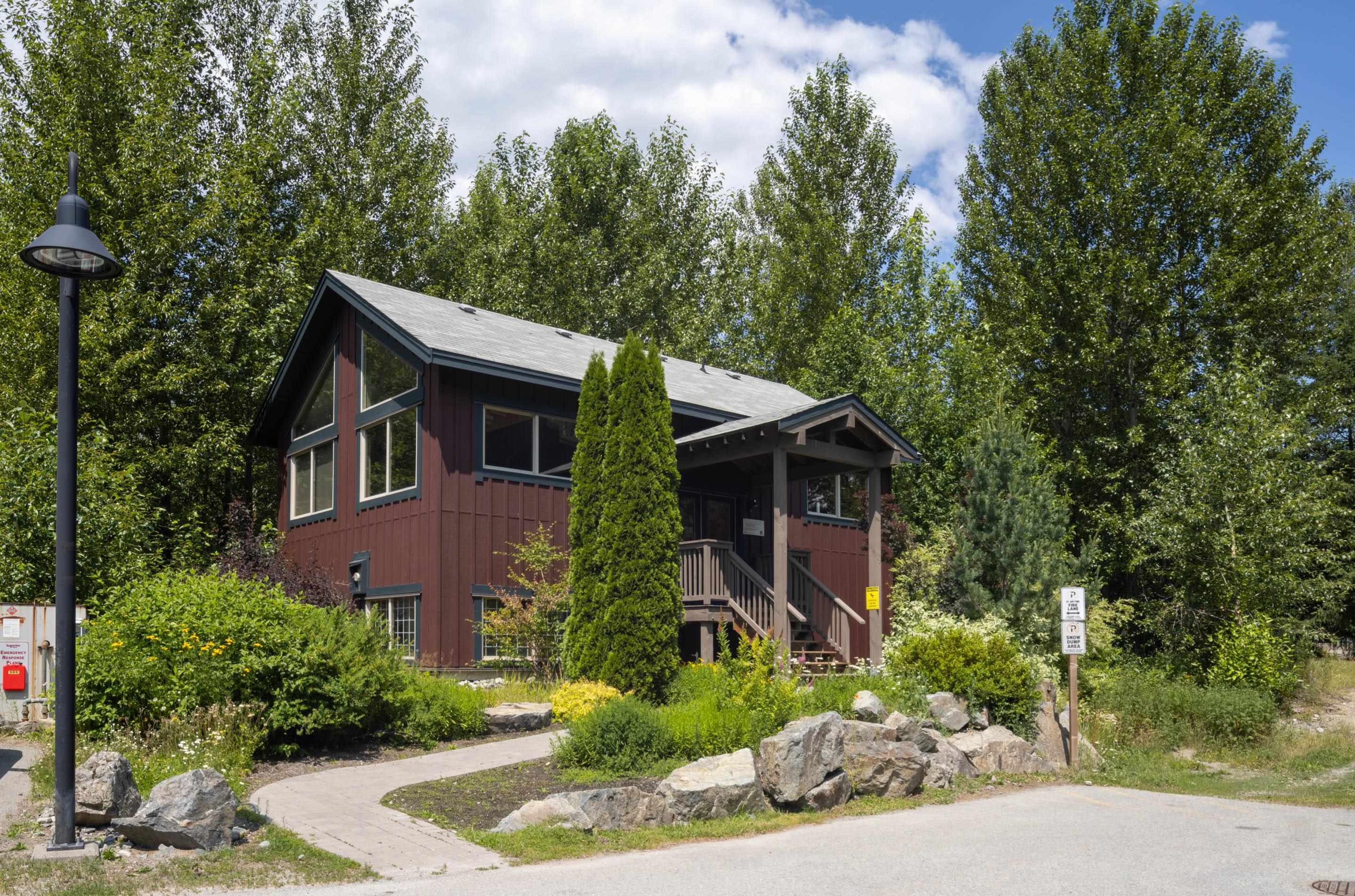 1449 Vine Road, Pemberton - Exteriors - Photo 1