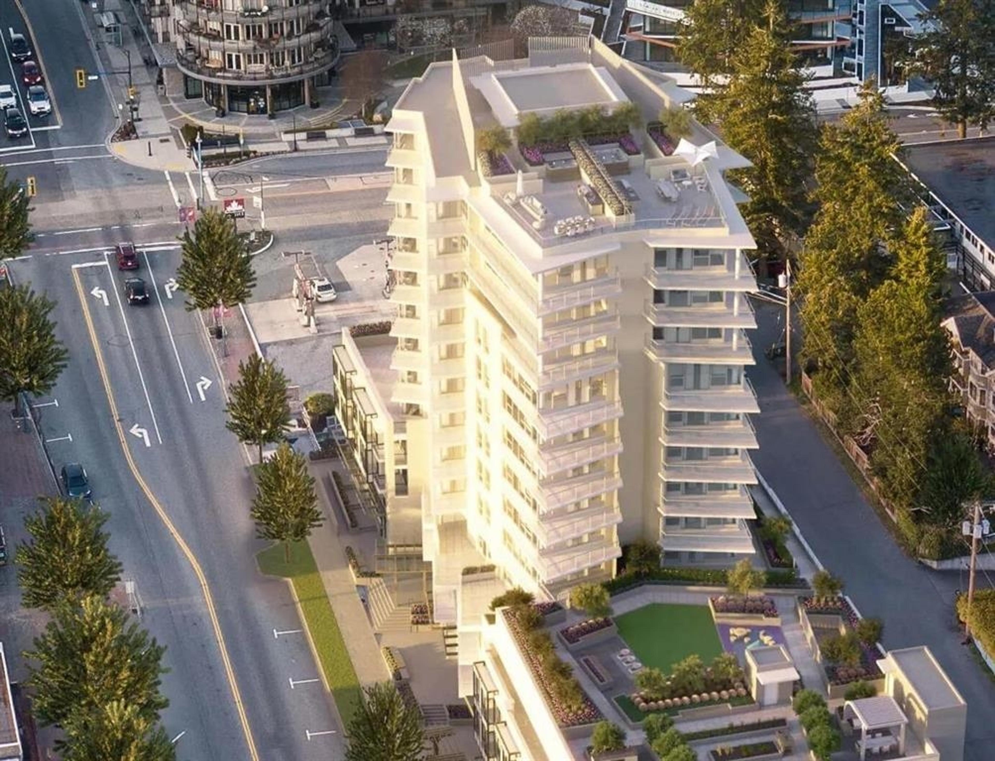 #601 1342 JOHNSTON ROAD - Image 2