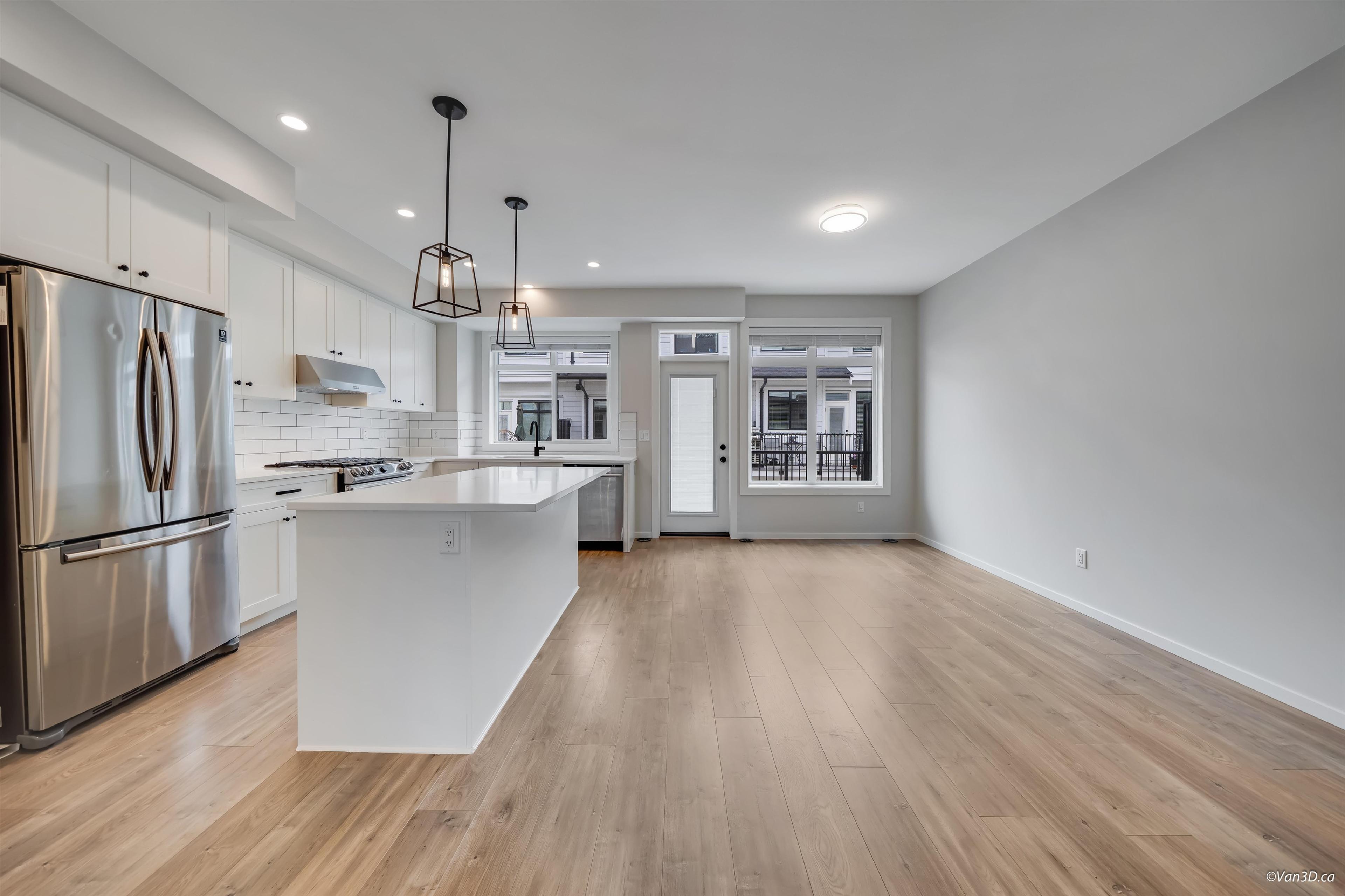 #10 17557 100 AVENUE - Image 3