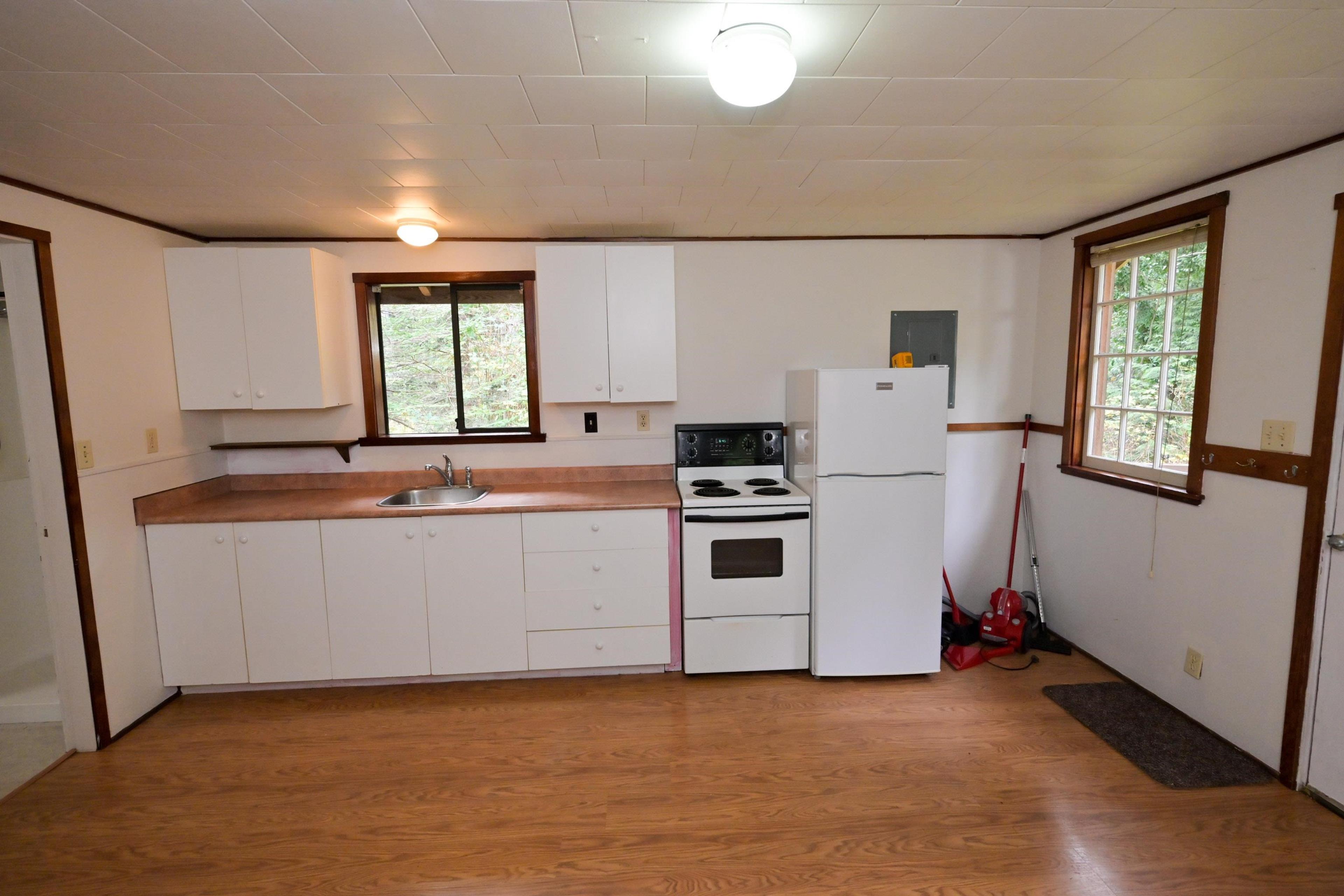 980 WOODLEY ROAD - Image 3