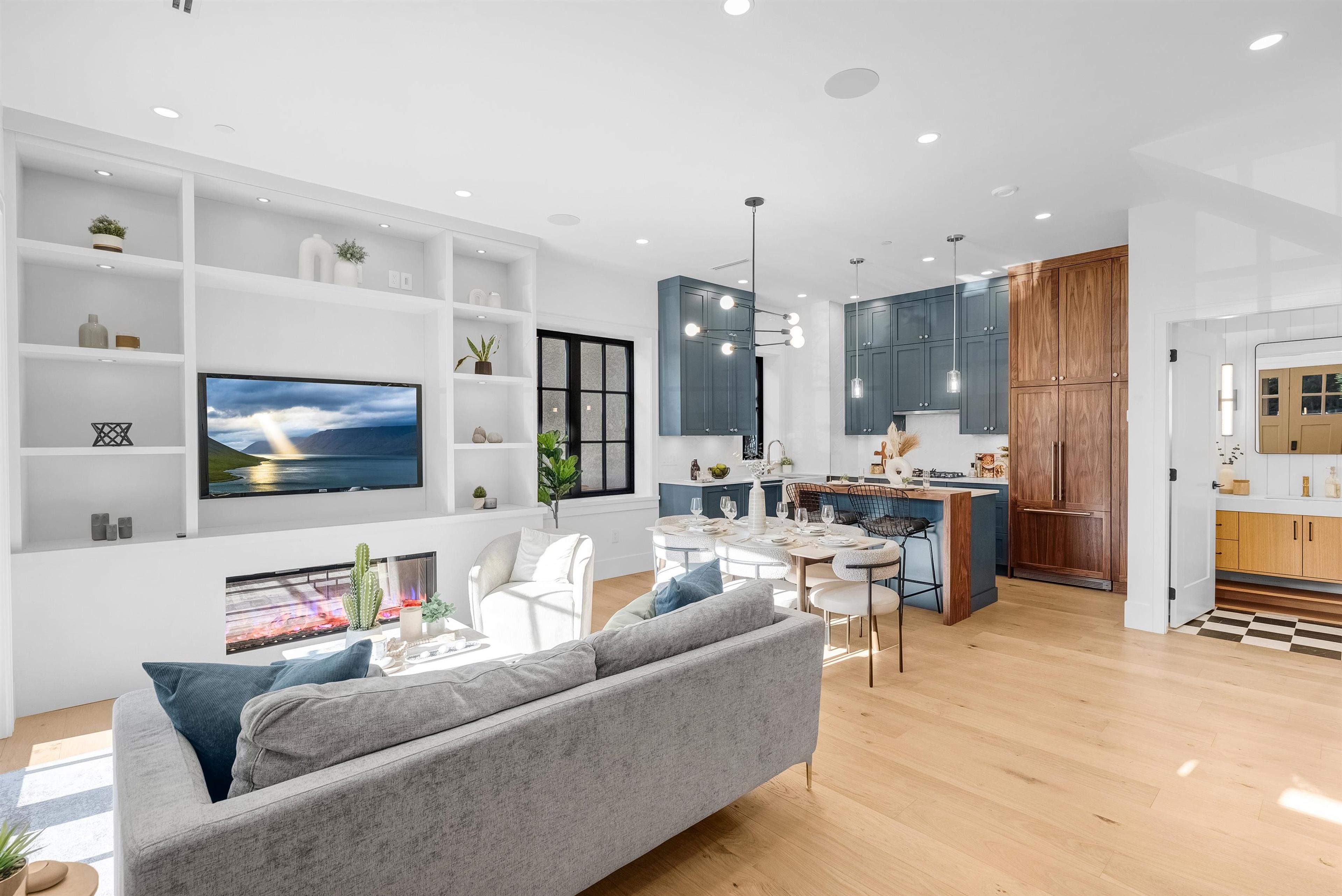 #1 2565 DUNDAS STREET - Image 3