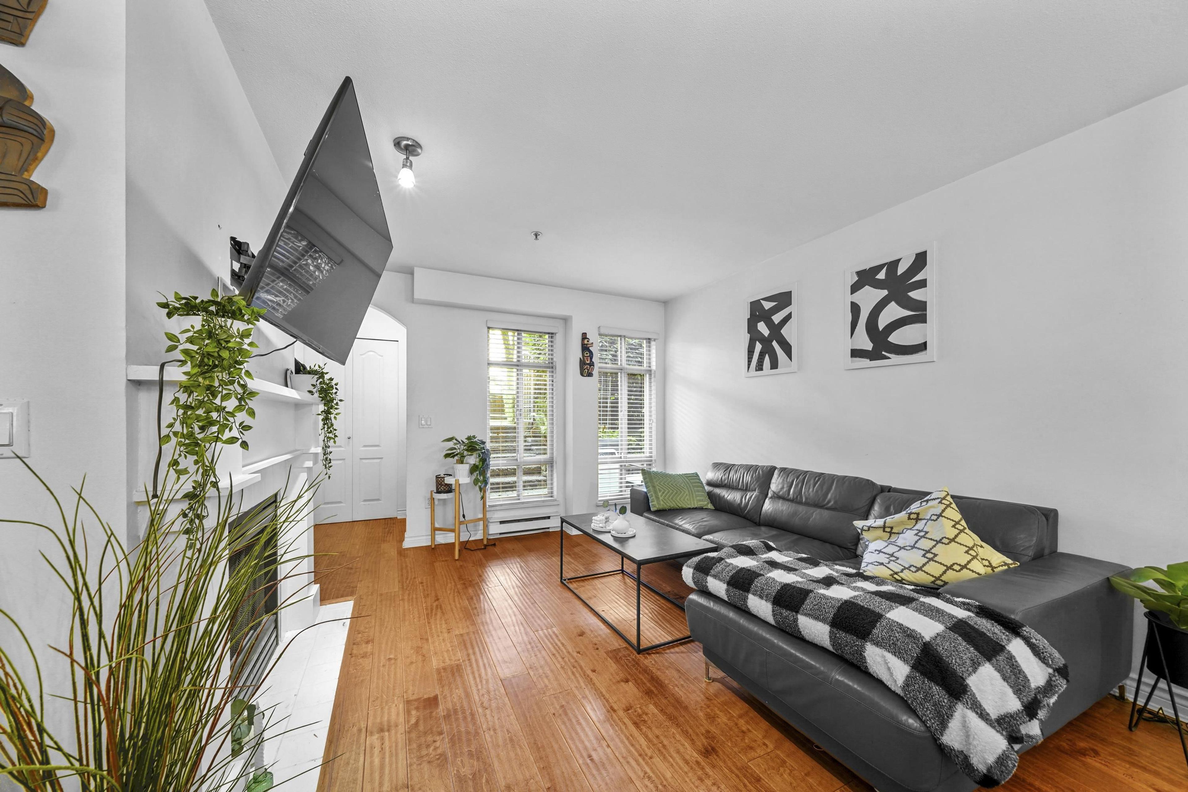 3068 W 4TH AVENUE - Image 2