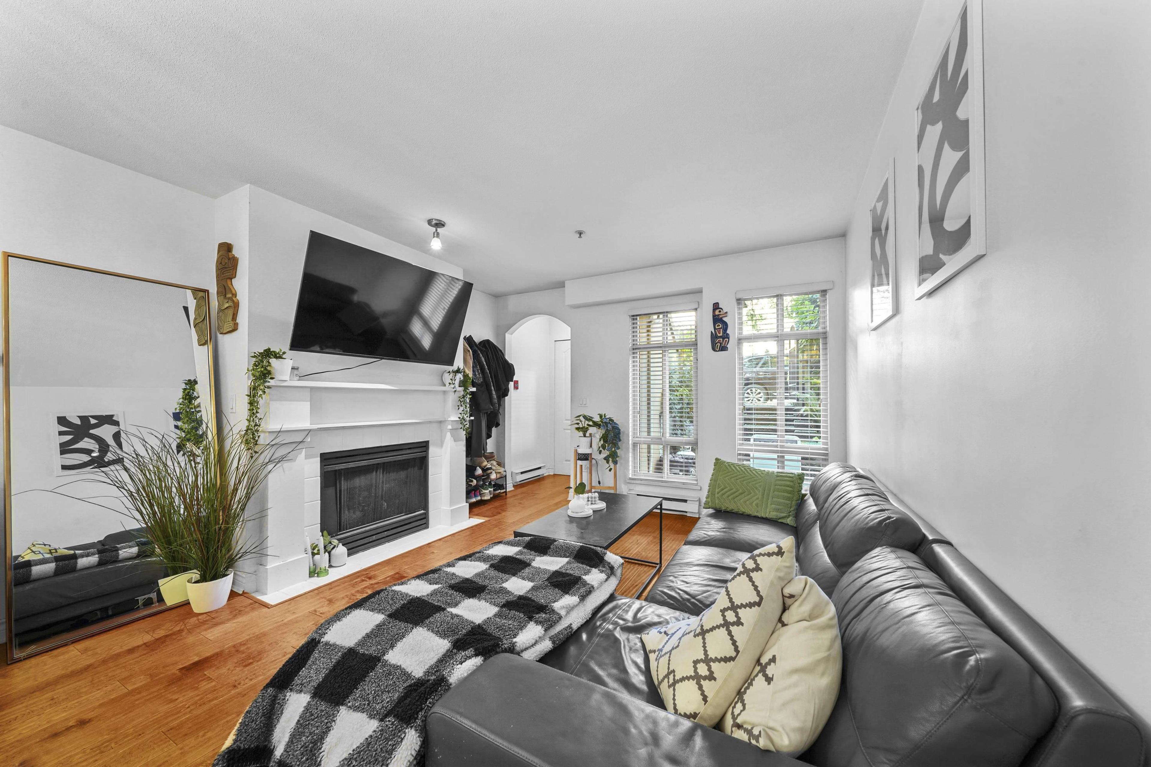 3068 W 4TH AVENUE - Image 3