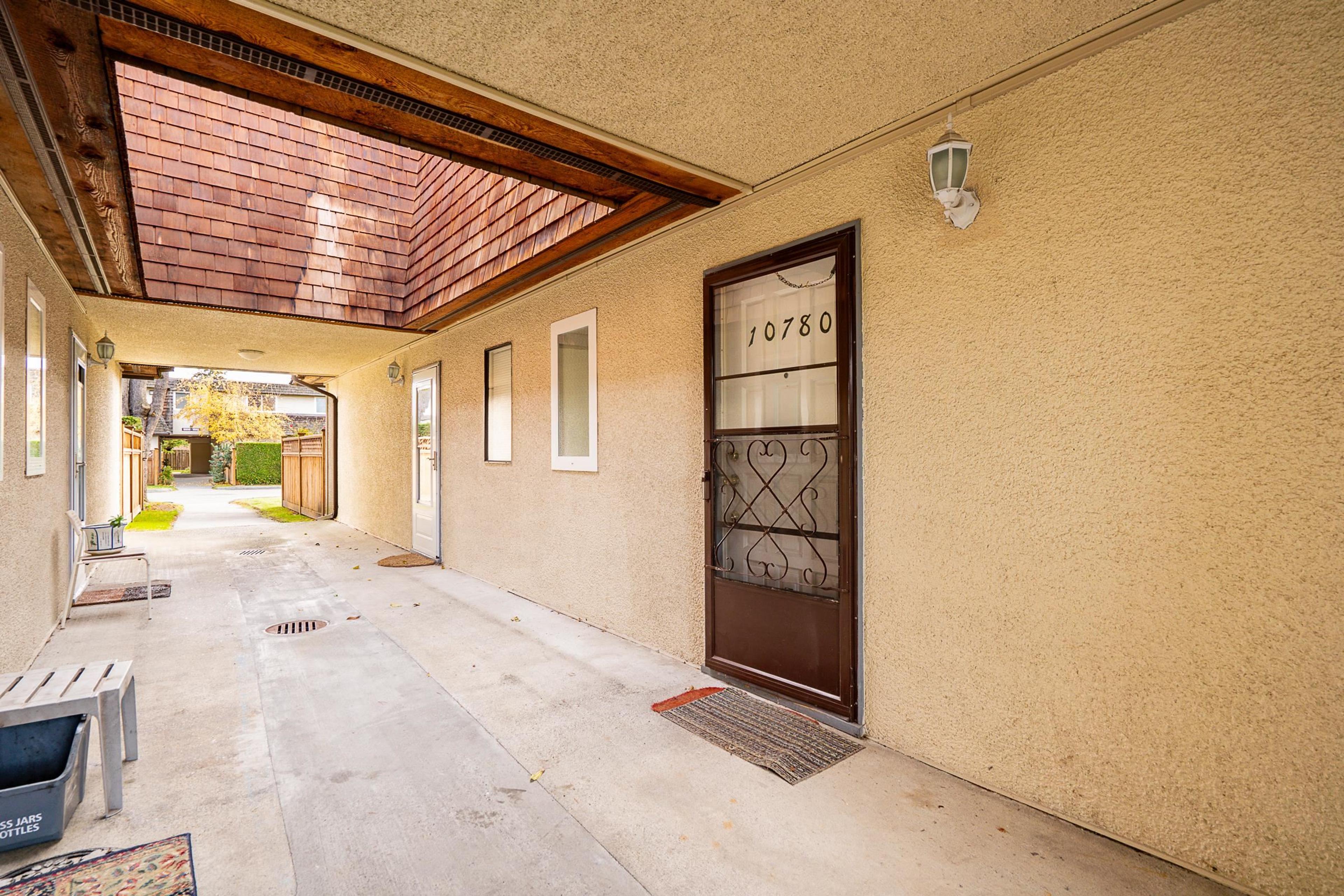 10800 Ryan Road, Richmond - Exteriors - Photo 1